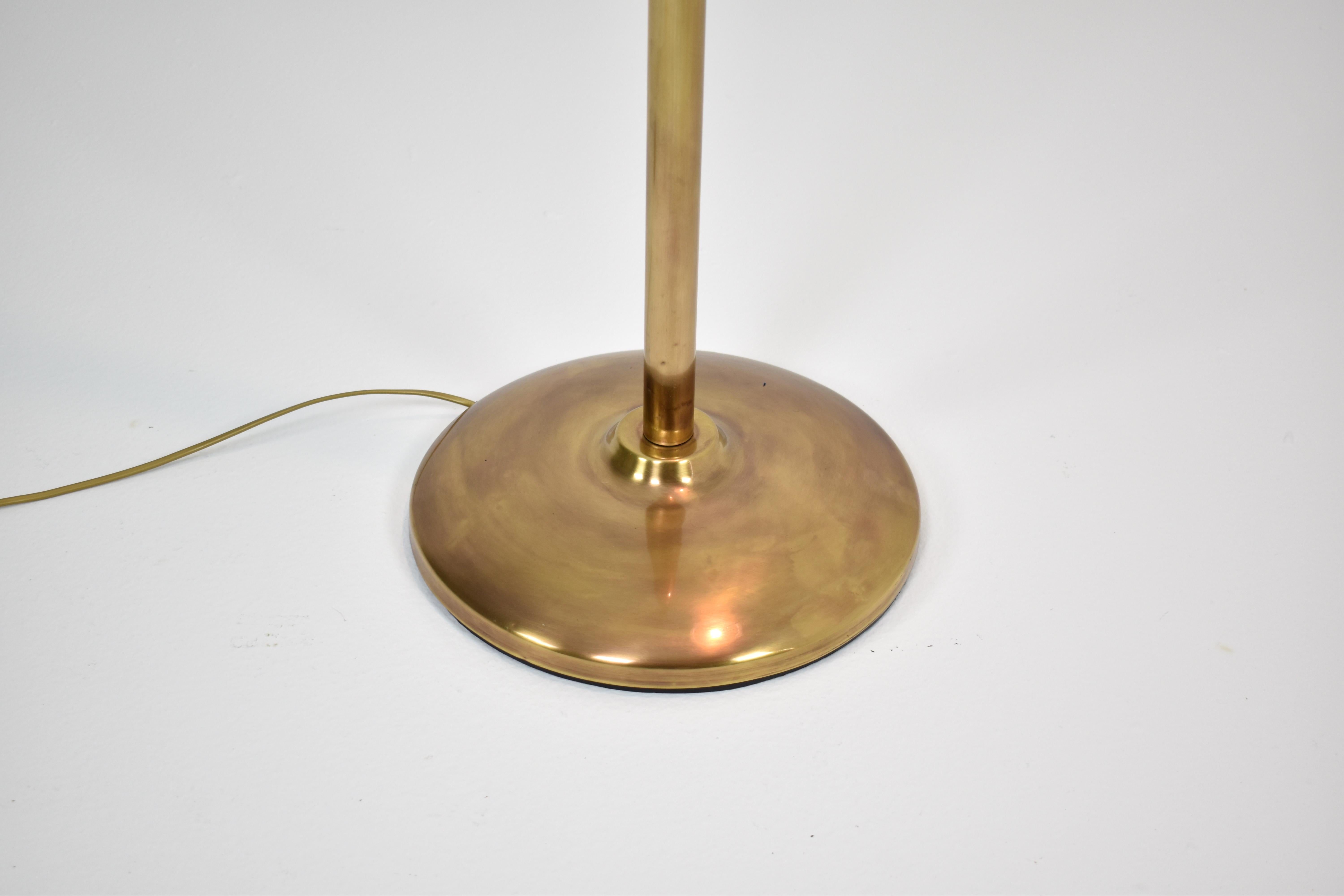 1960's Italian Brass Floor Lamp For Sale 4