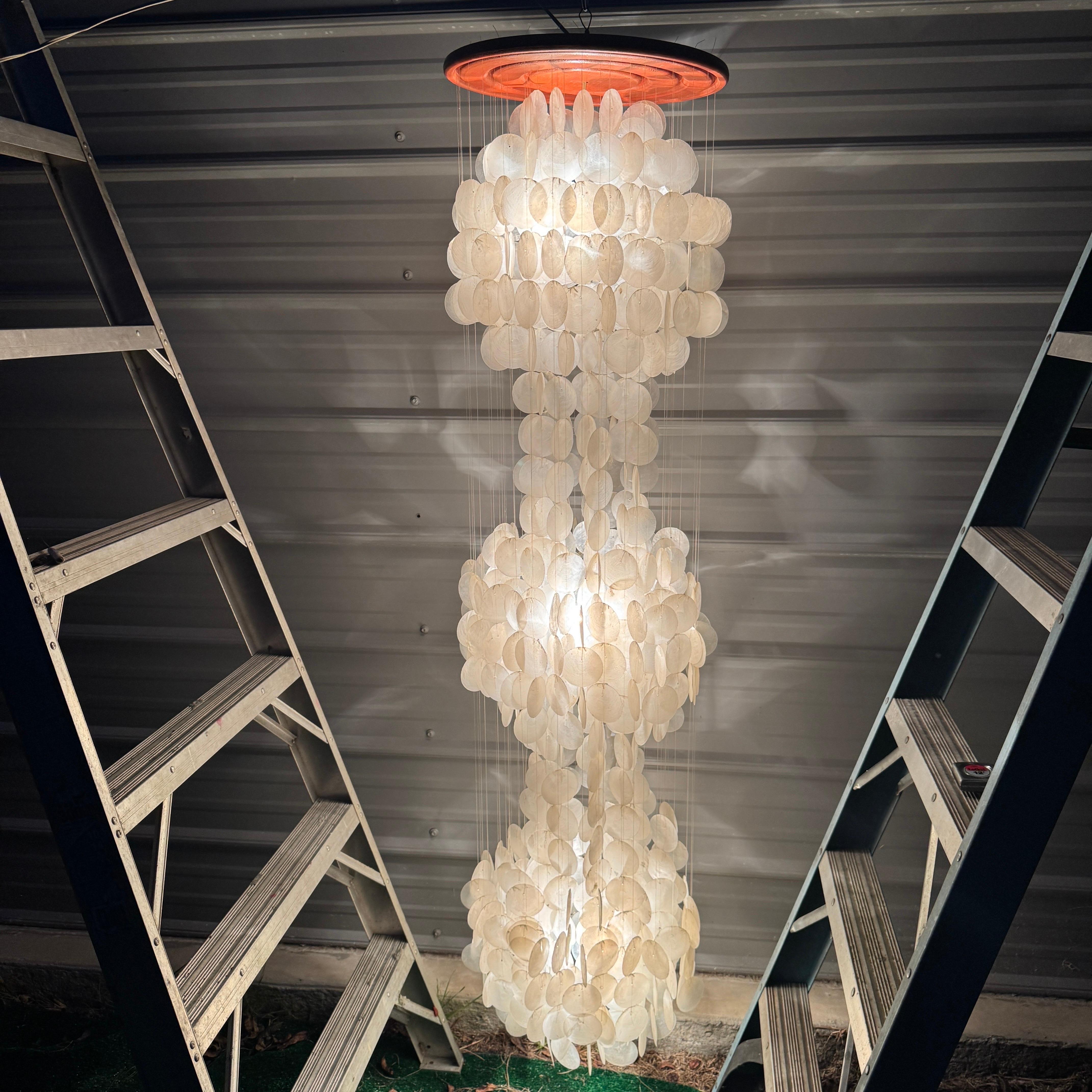 Lámpara italiana de capiz de los años 60 al estilo de Verner Panton Carpintería en venta