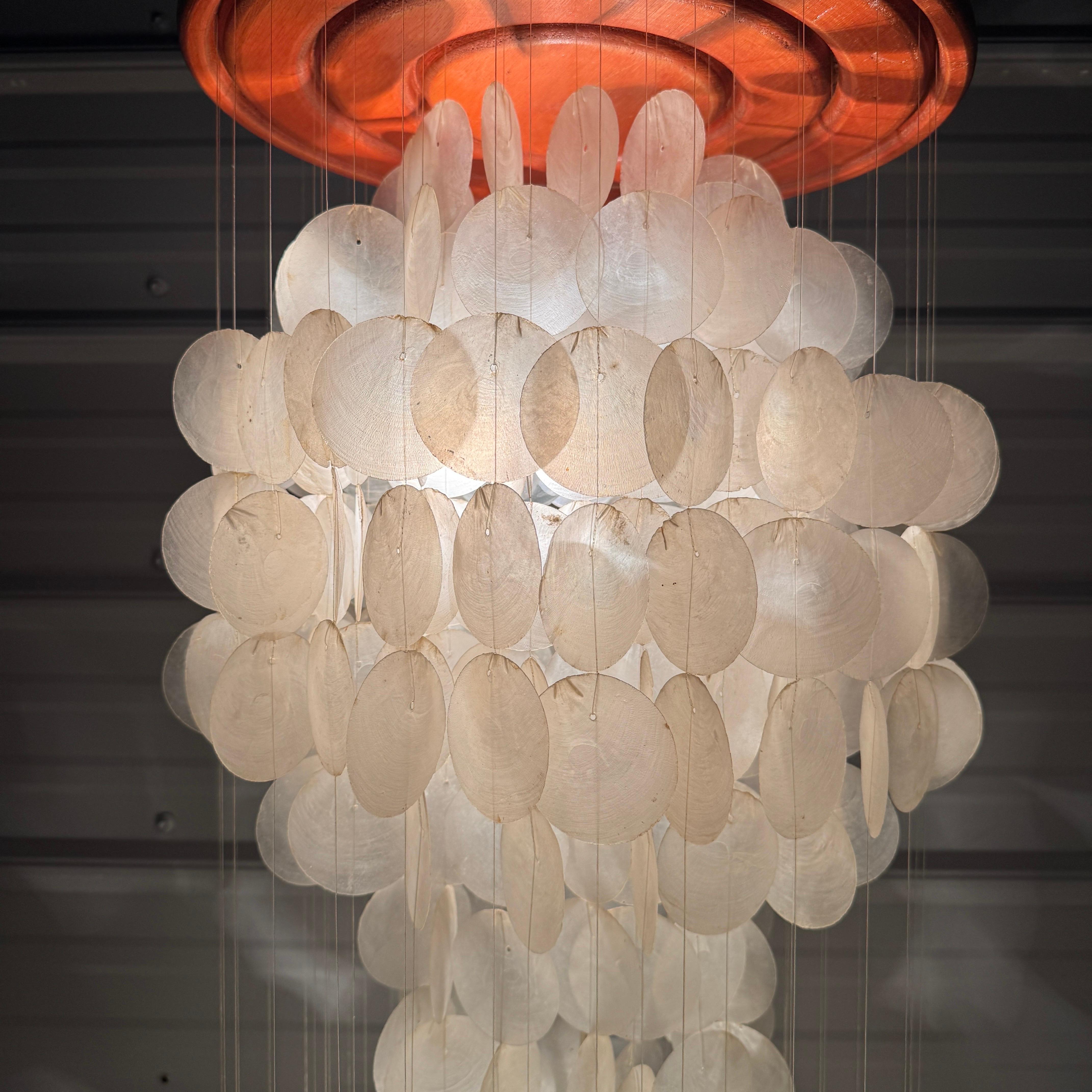 Lámpara italiana de capiz de los años 60 al estilo de Verner Panton en venta 1