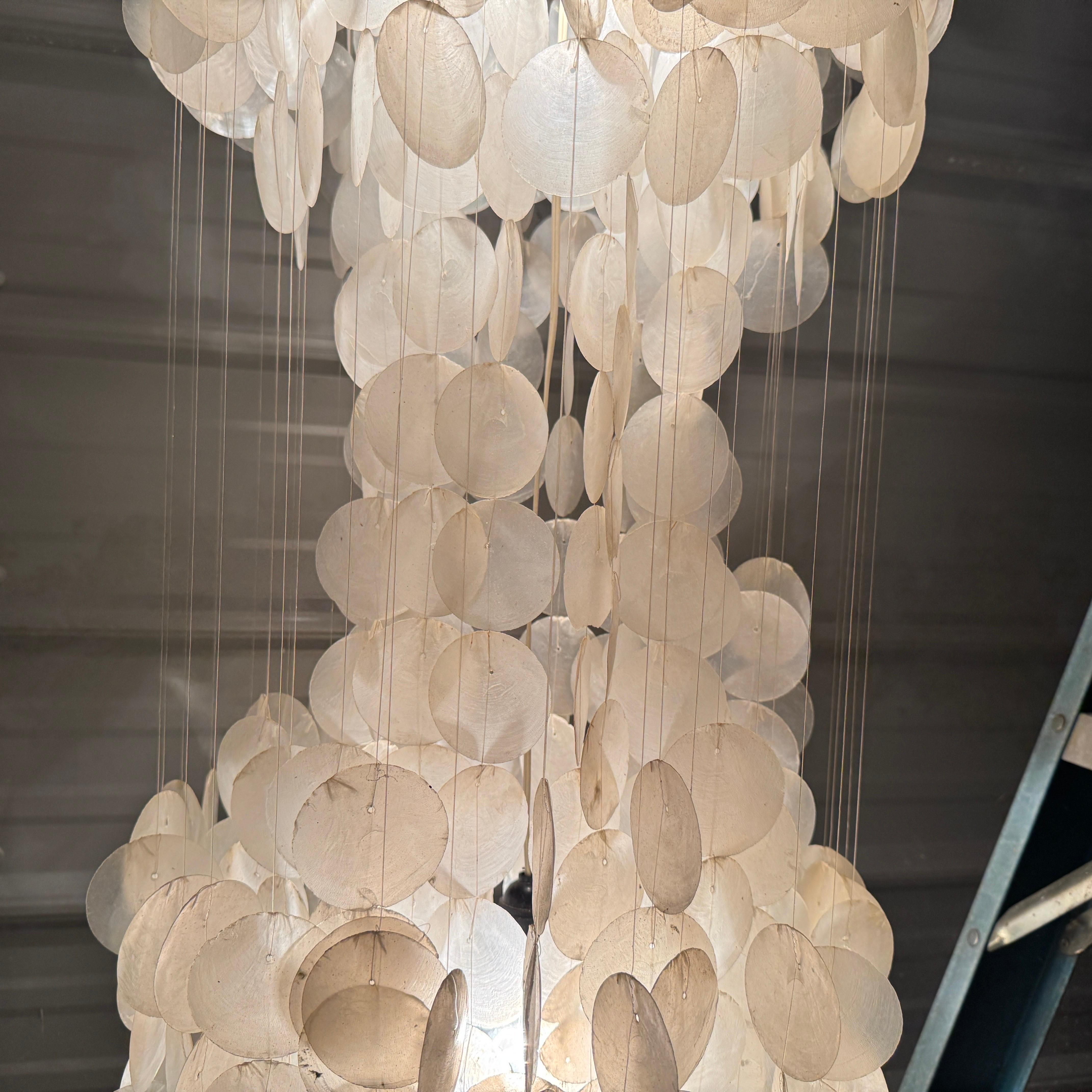 Lámpara italiana de capiz de los años 60 al estilo de Verner Panton en venta 2