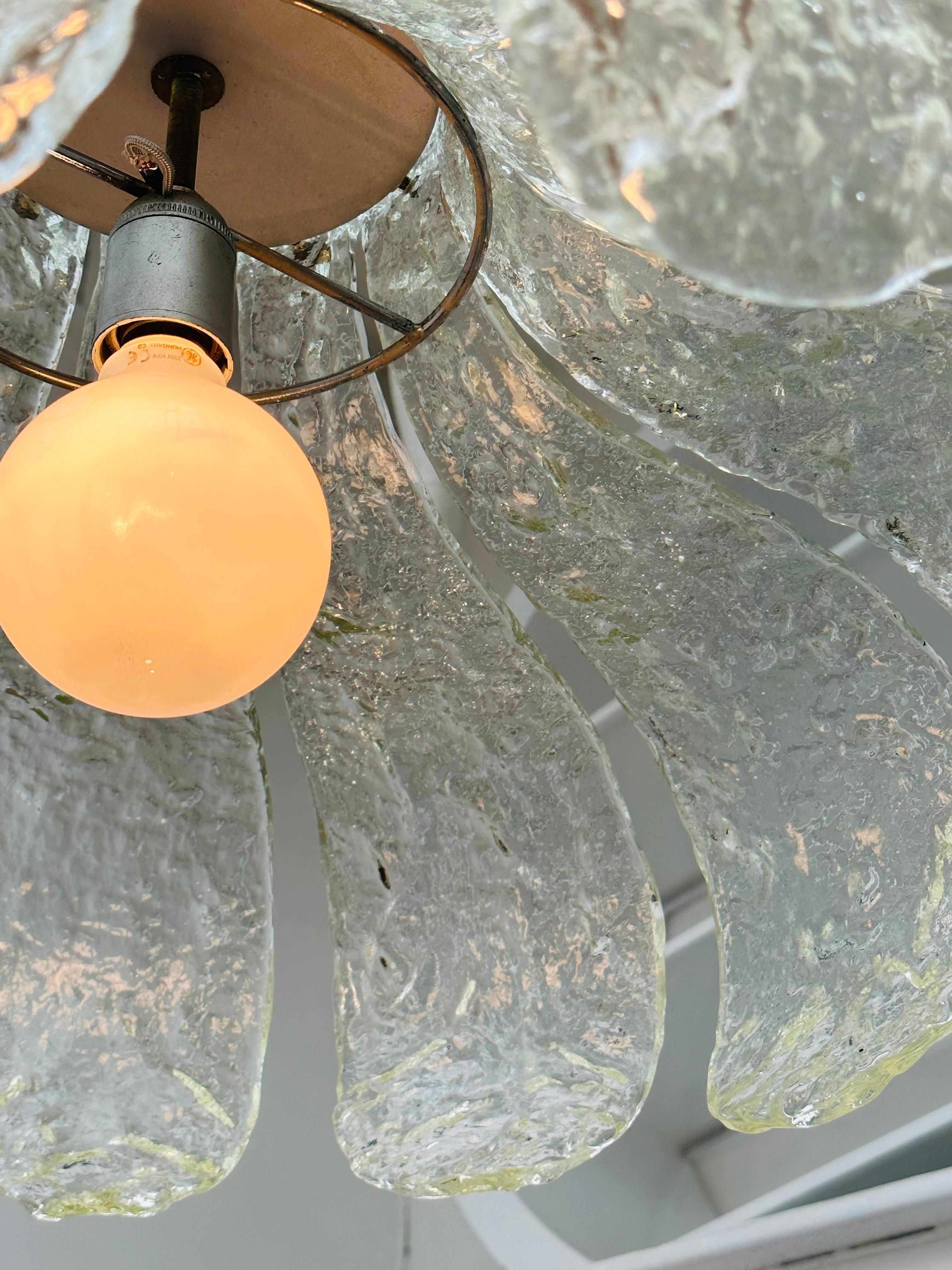 1960s Italian Carlo Nason for Mazzega Murano Clear Glass Petal Chandelier For Sale 7