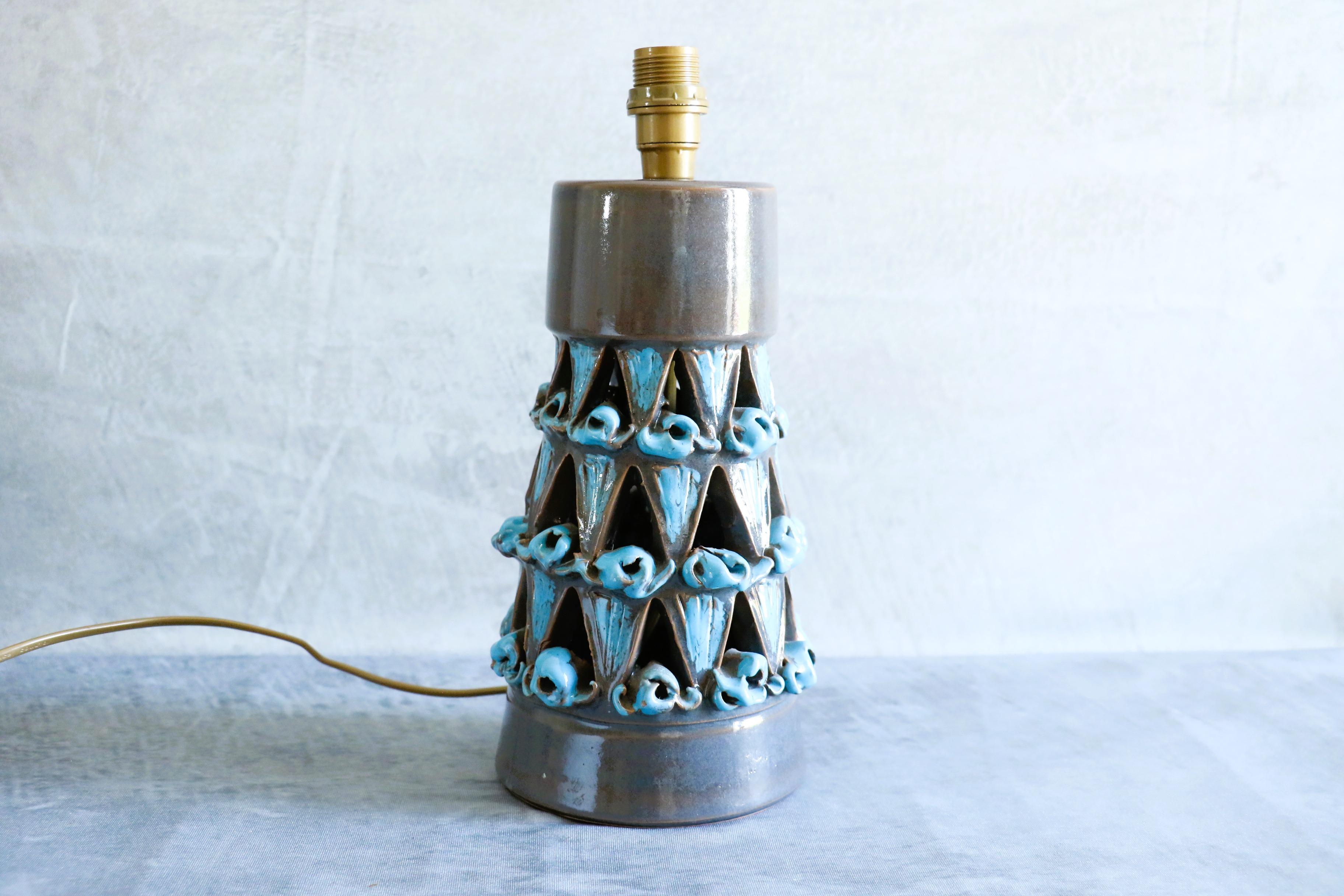Mid-Century moderno Lampada da tavolo in ceramica italiana del 1960 di Romacrea, Roma in vendita