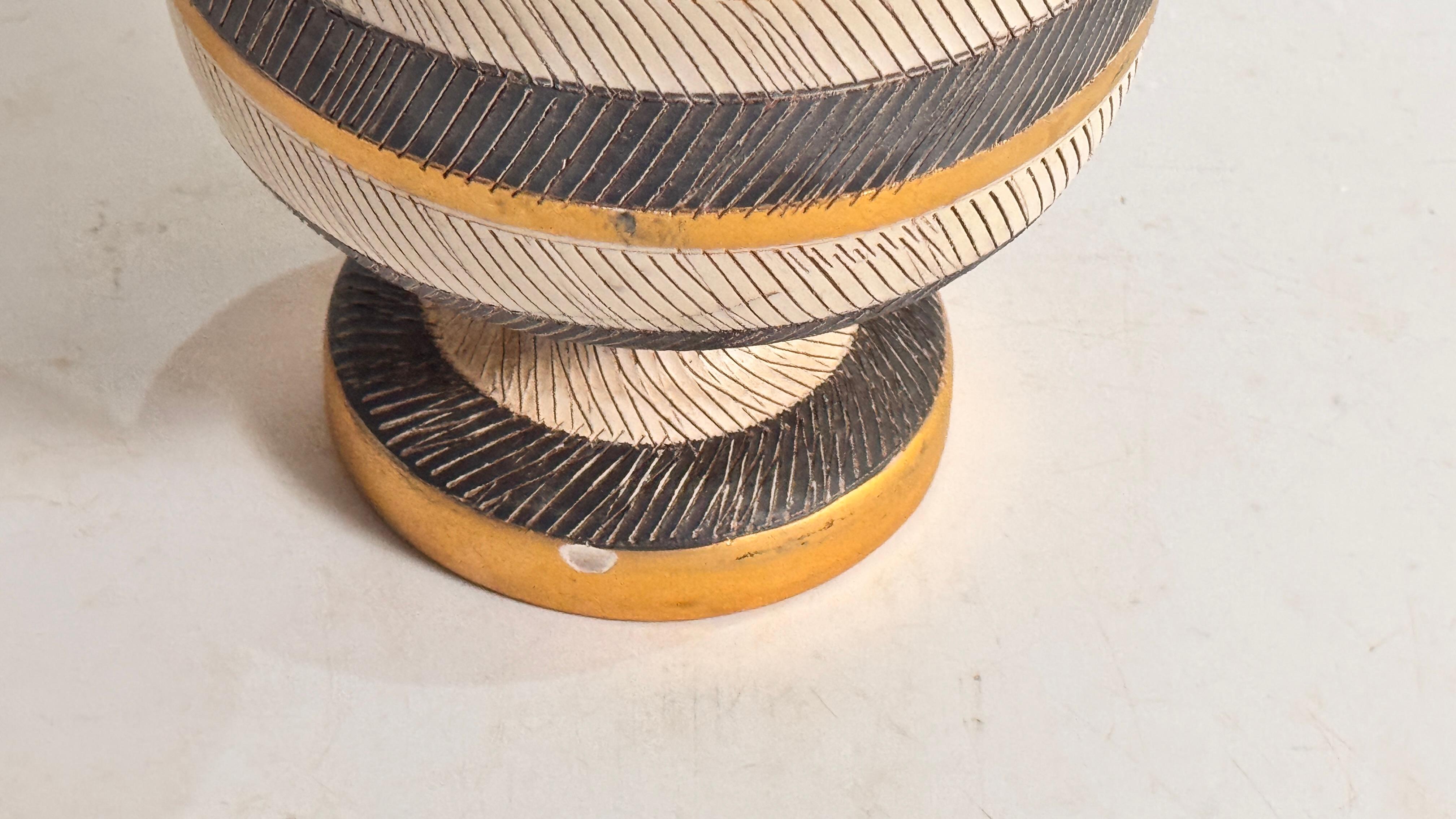 Vide-Poche italien en céramique des années 1960 - Design géométrique jaune, blanc et noir en vente 2