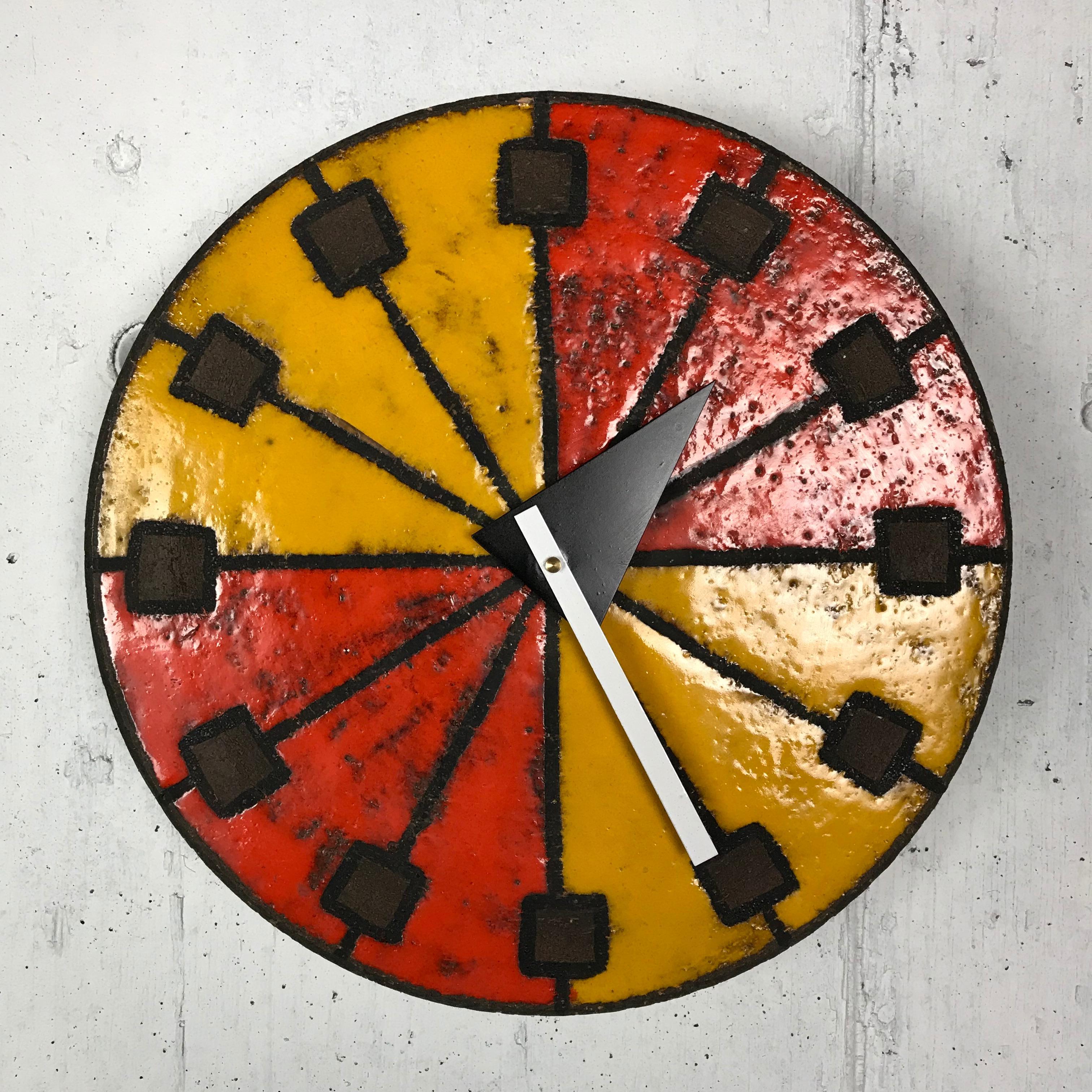 1960s Italian Ceramic Wall Clock by Bitossi & George Nelson In Good Condition In St.Petersburg, FL