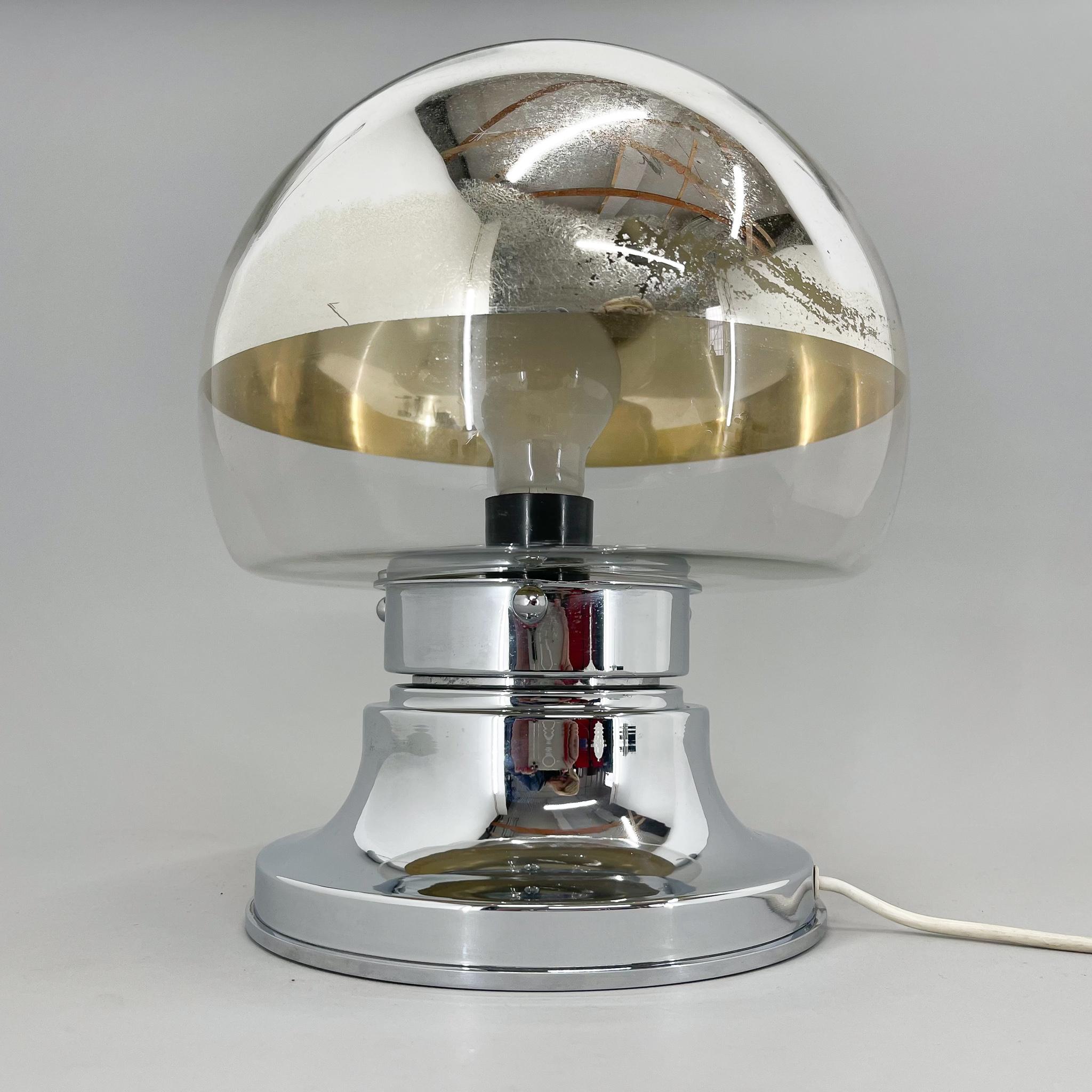 Space Age Lampada da tavolo italiana cromata degli anni '60 in vendita