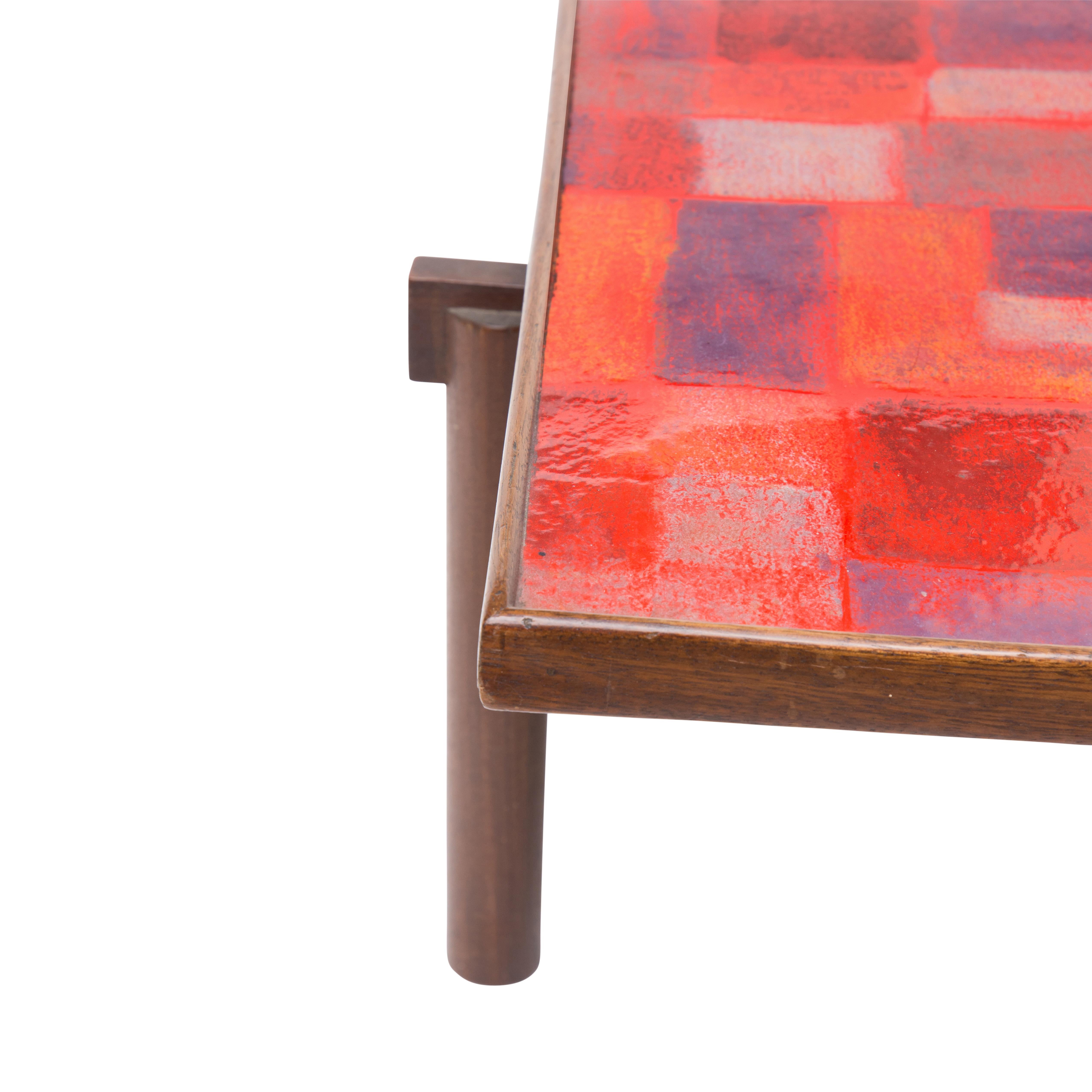 Mid-Century Modern 1960s Italian Coffee Table Enamelled Top Wooden Legs by Siva Poggibonsi