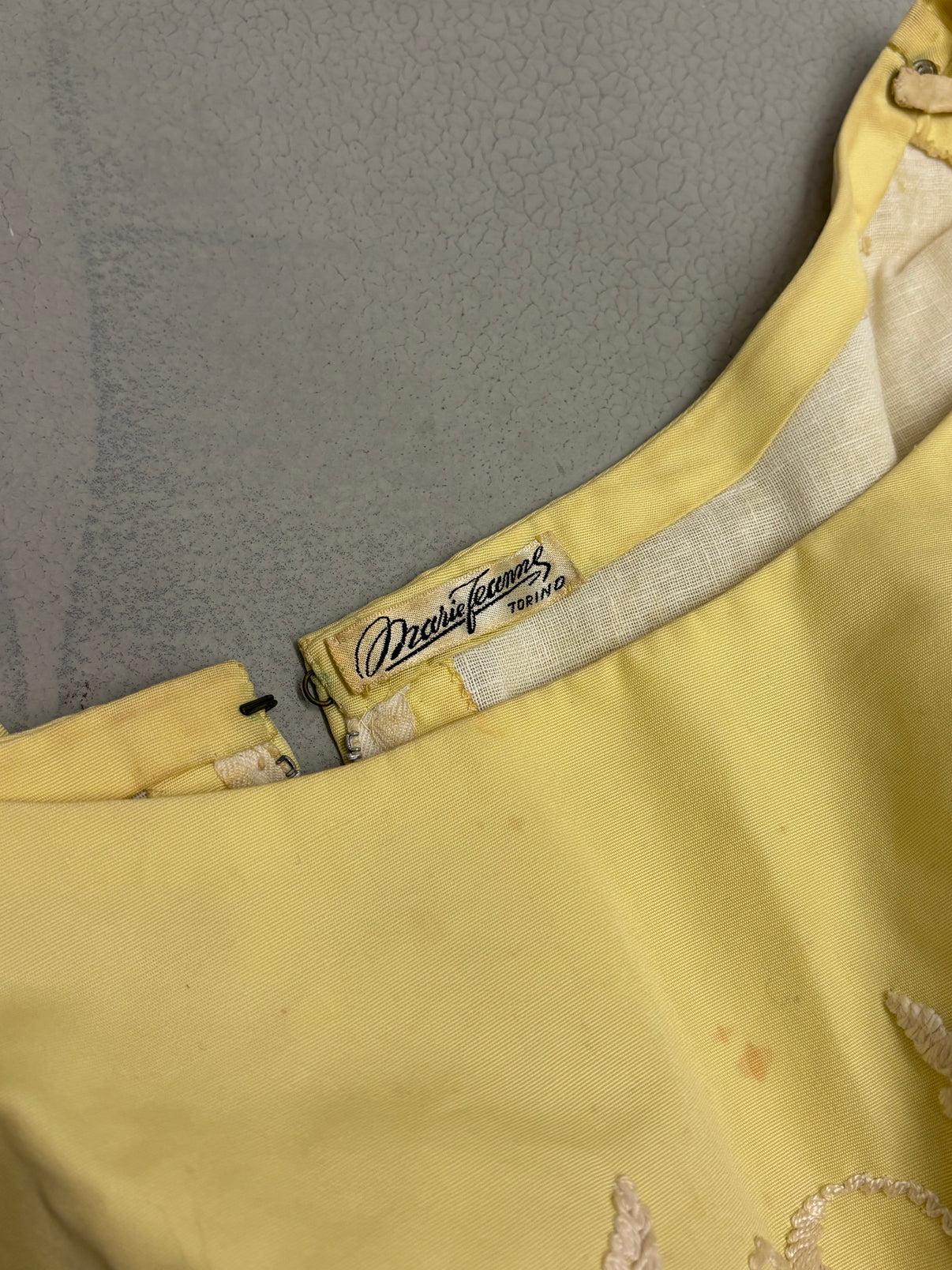 1960er Italienisches Couture Kleid mit gelber Stickerei im Zustand „Relativ gut“ im Angebot in Rome, IT