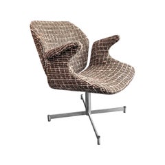1960s Italian Curved Armchair in Brown and White Bouclé on Chrome Base