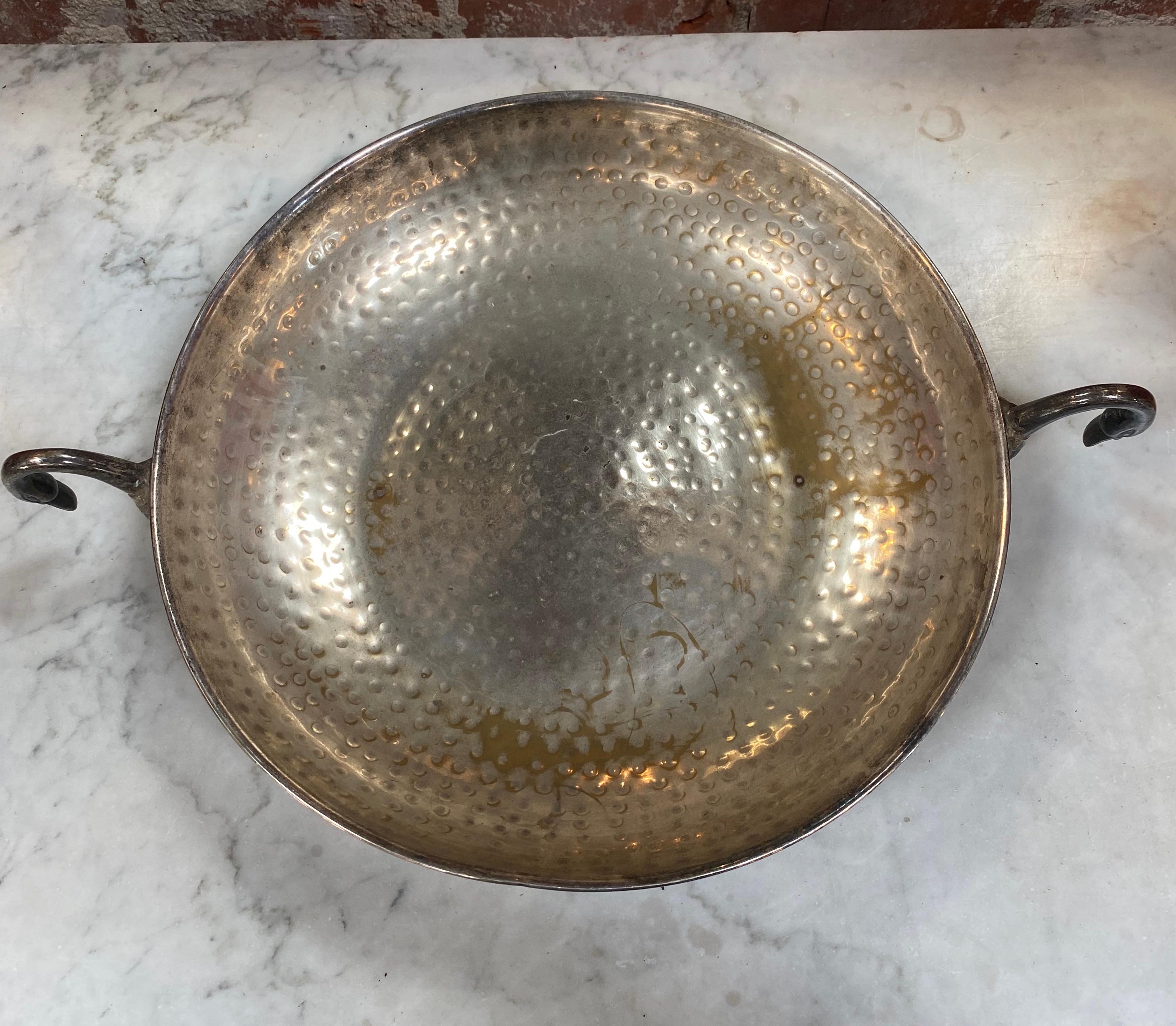 1960s Italian Decorative Oversize Bowl In Good Condition For Sale In Los Angeles, CA