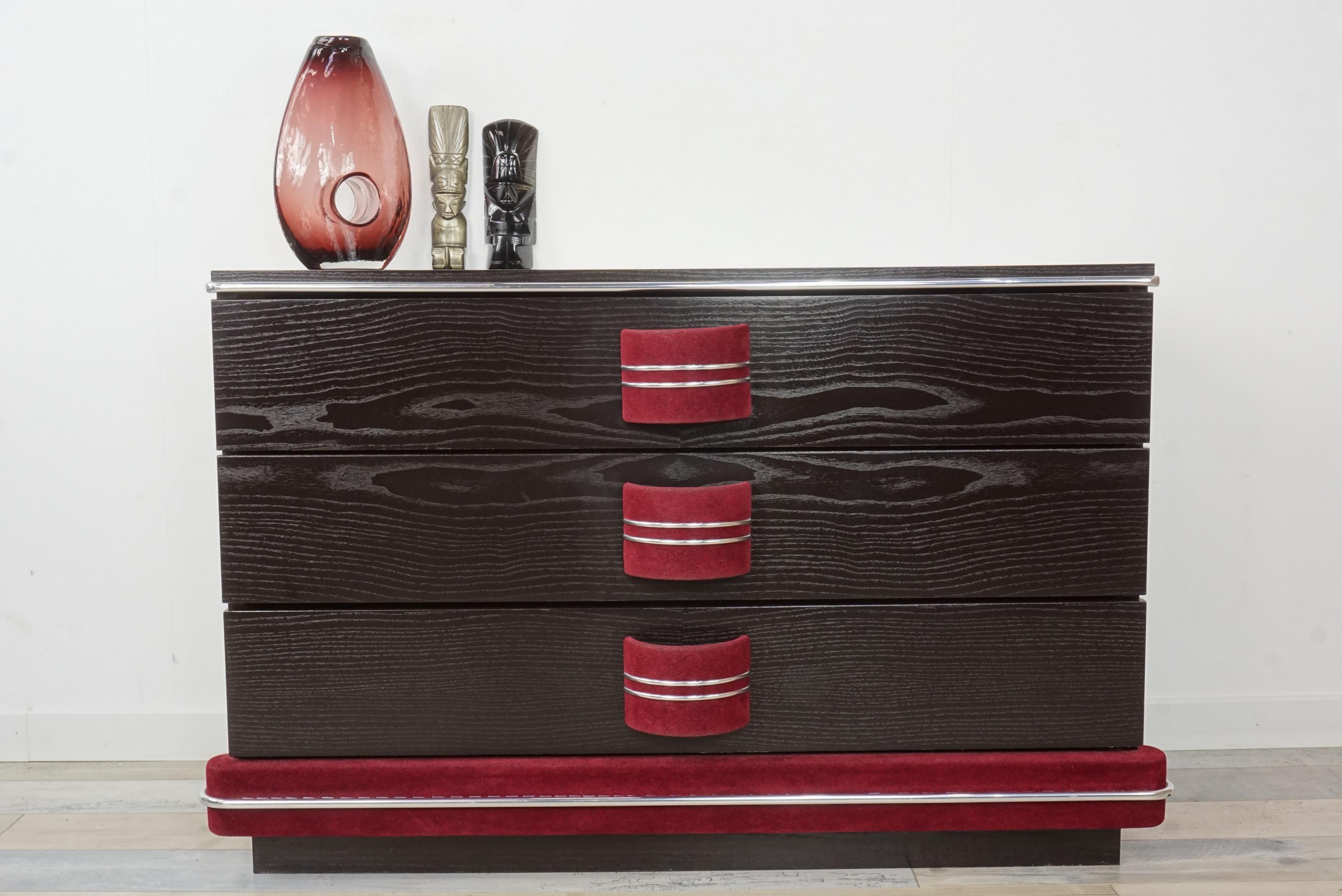 1960s Italian Design Chest of Drawers For Sale 10