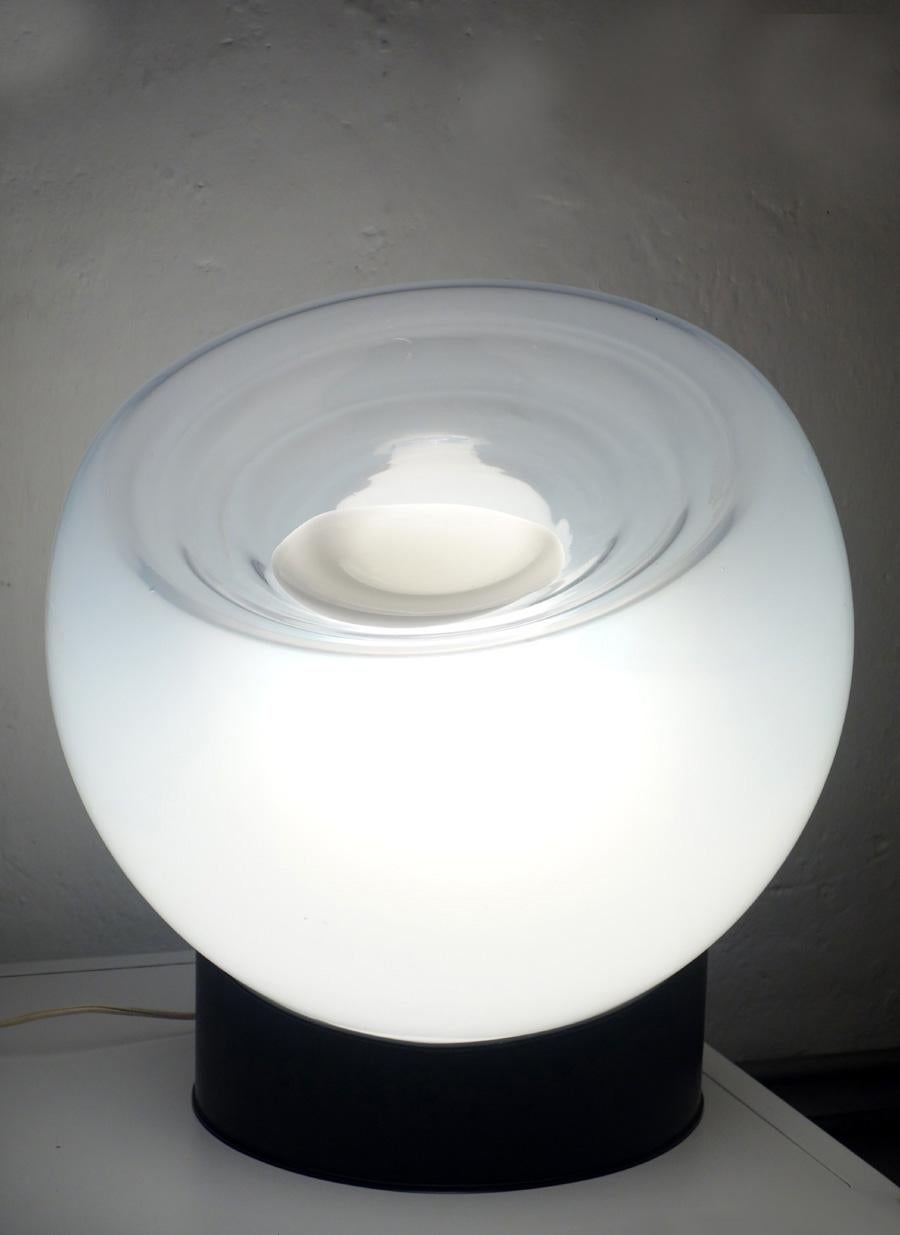 1960's Italian Design Space Ane by Selenova Lampe de table en métal noir et verre Bon état - En vente à Brescia, IT