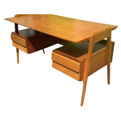 1960s Italian desk by Vittorio Dassi