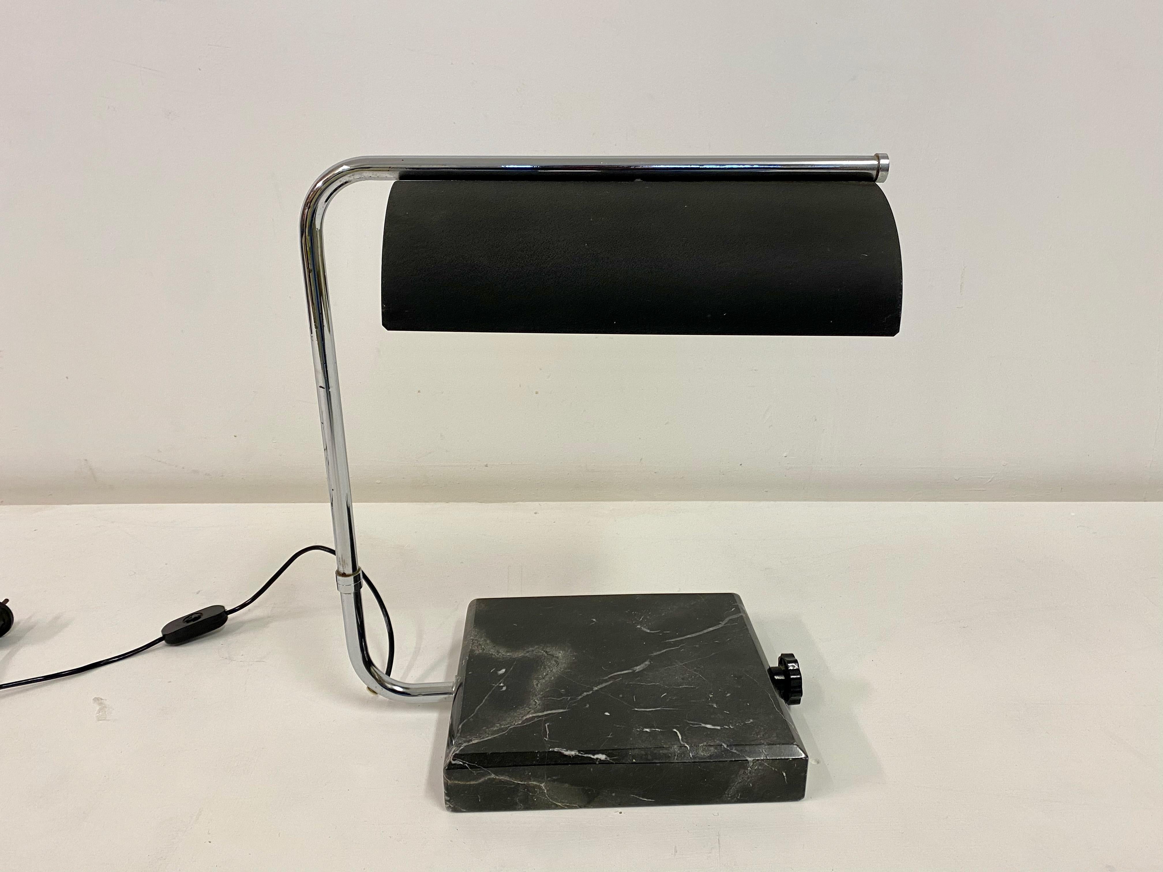 Mid-Century Modern 1960s Italian Desk Lamp with Marble Base For Sale