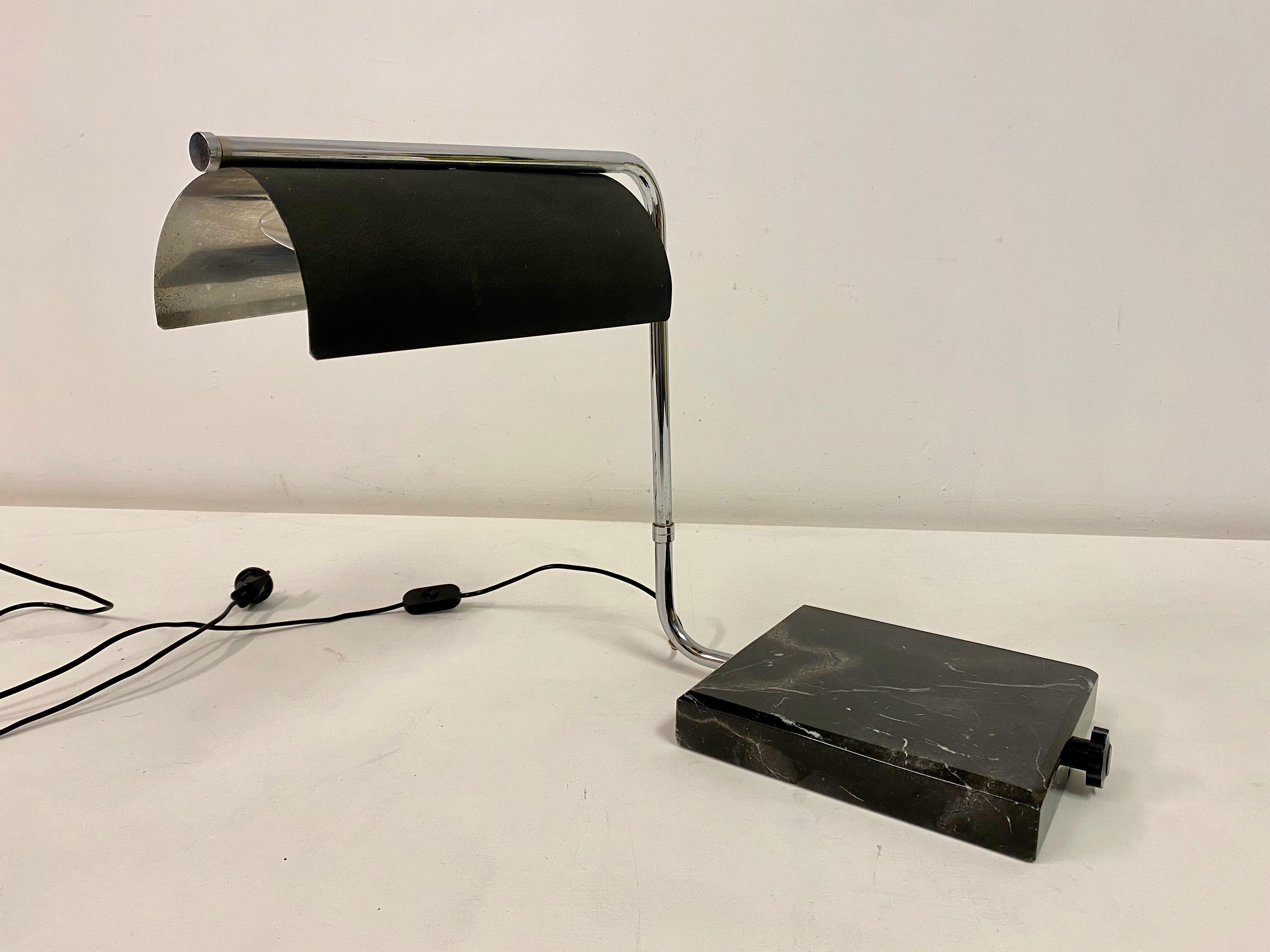 1960s Italian Desk Lamp with Marble Base For Sale 3