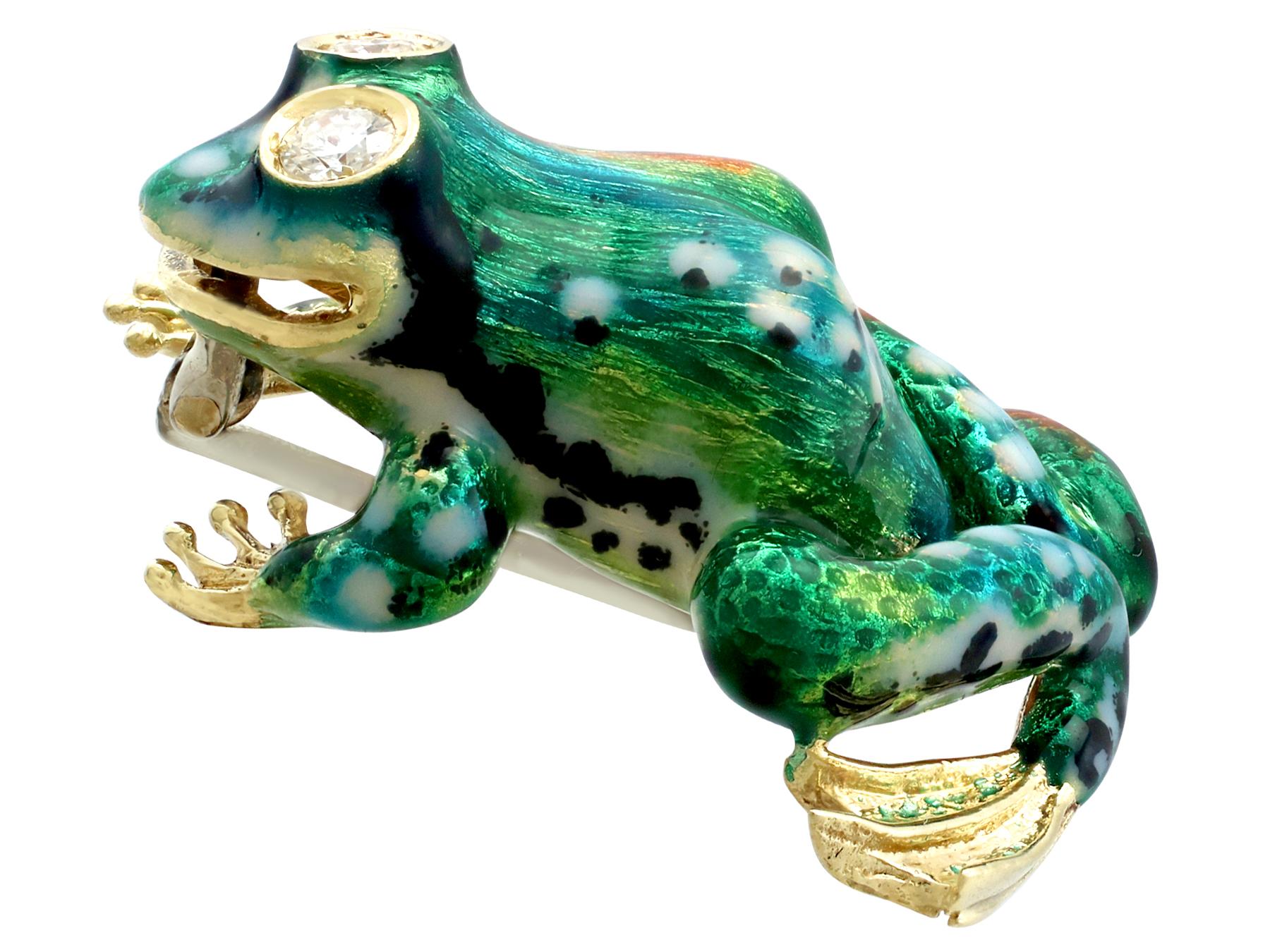 1960s Italian Diamond and Yellow Gold Frog Brooch 1