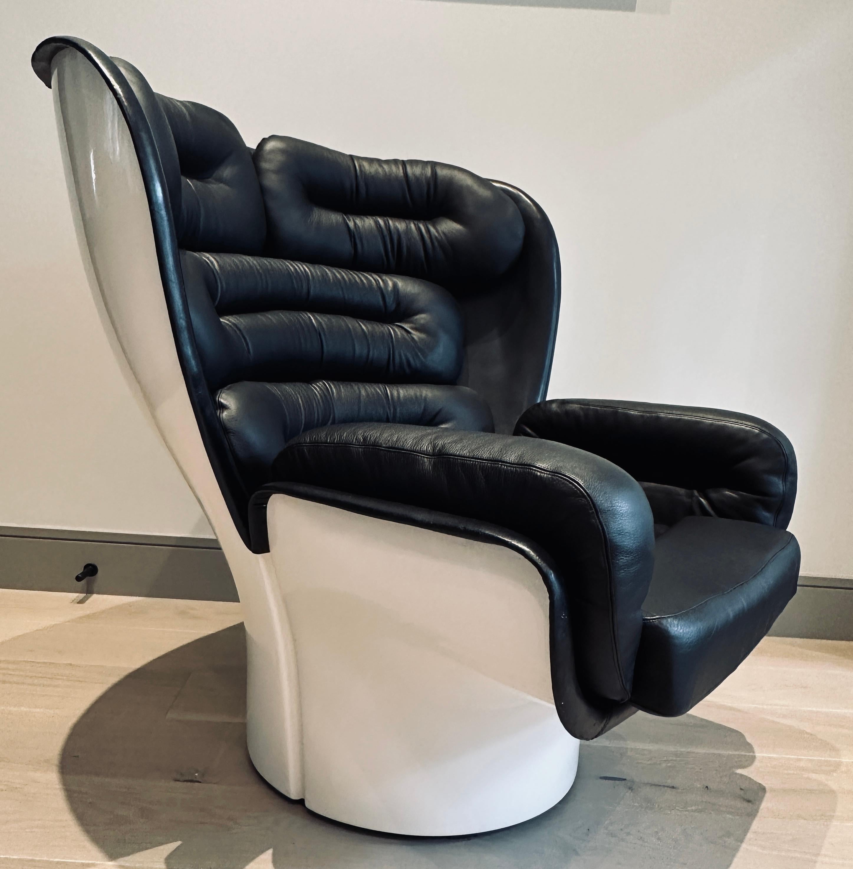 1960s Italian 'Elda' Joe Columbo Swivel White Fibreglass & Leather Lounge Chair 5