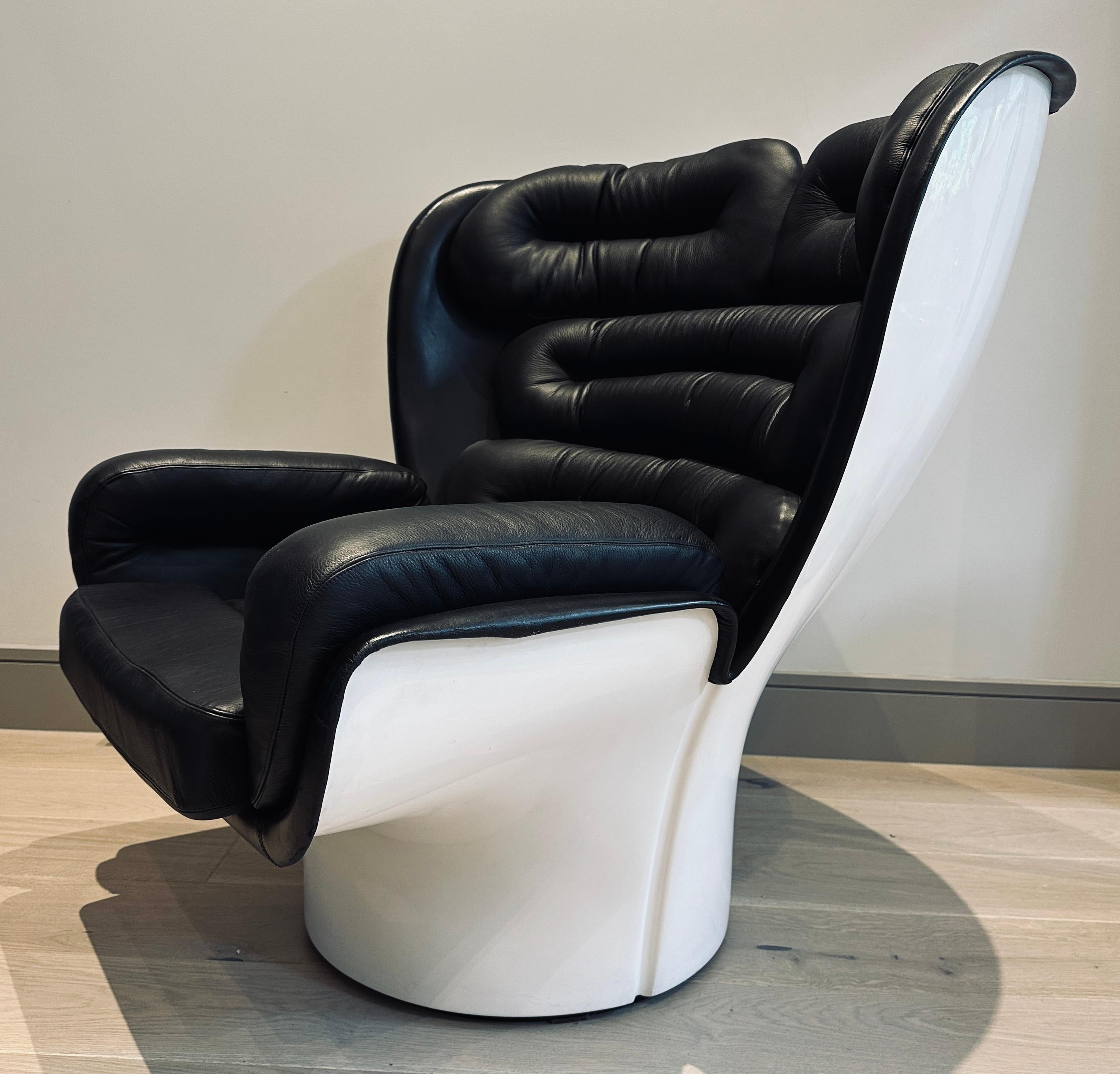 Polished 1960s Italian 'Elda' Joe Columbo Swivel White Fibreglass & Leather Lounge Chair