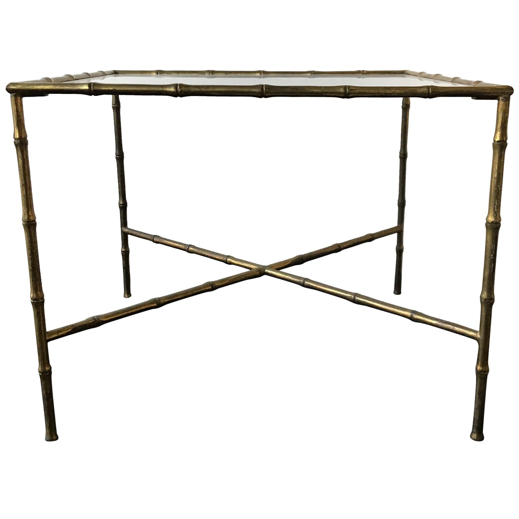 années 1960  Table d'appoint italienne en laiton imitation bambou