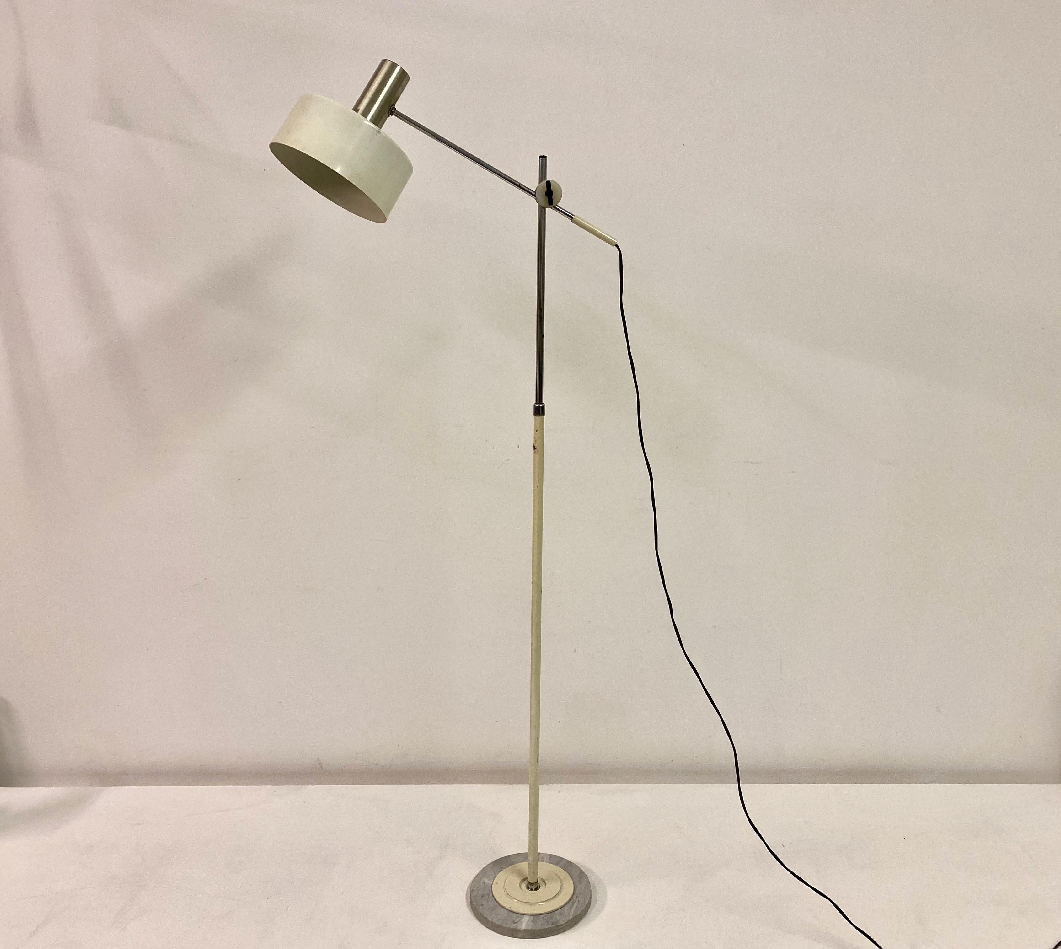 1960s Italian Floor Lamp with Marble Base For Sale 6