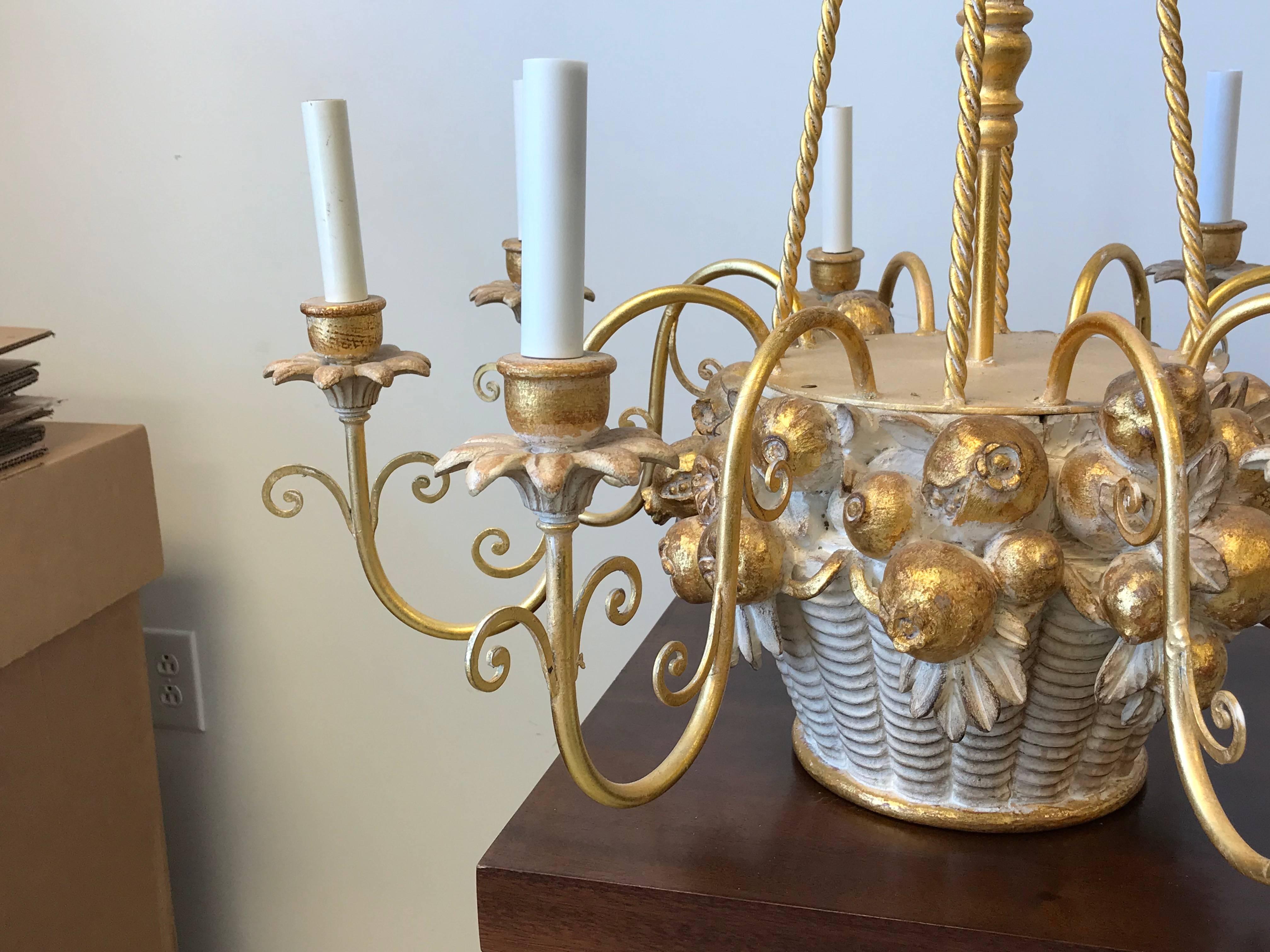 1960s Italian Florentine Fruit Basket Eight-Arm Chandelier 1