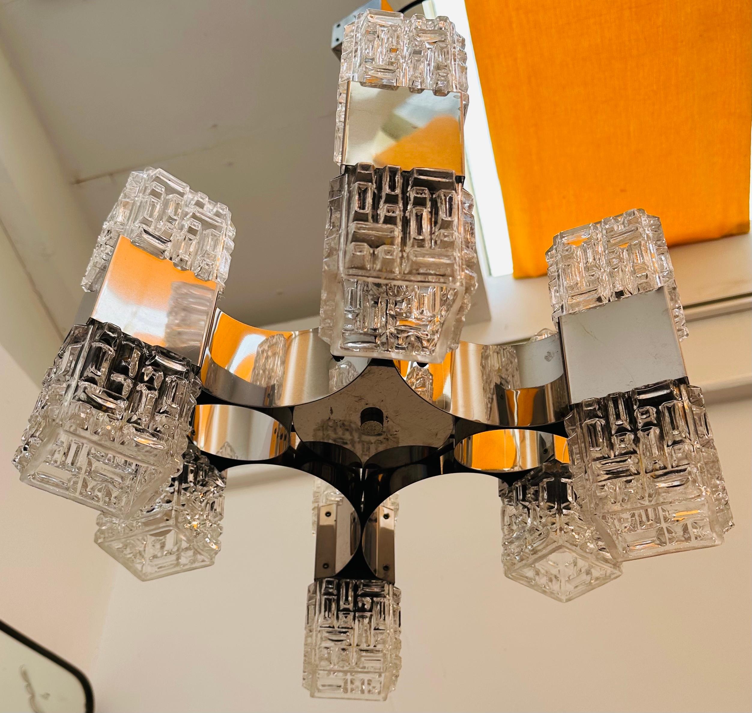 1960s Italian Gaetano Sciolari Chrome & Abstract Square Glass Pendant Chandelier For Sale 9