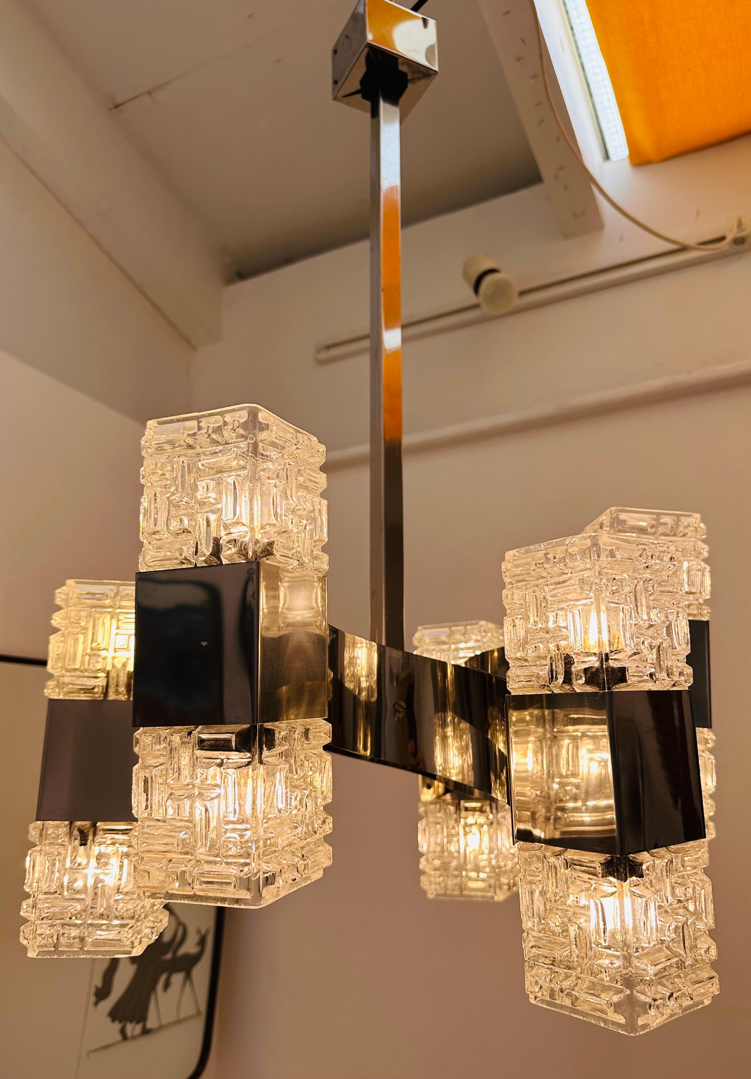 Painted 1960s Italian Gaetano Sciolari Chrome & Abstract Square Glass Pendant Chandelier For Sale