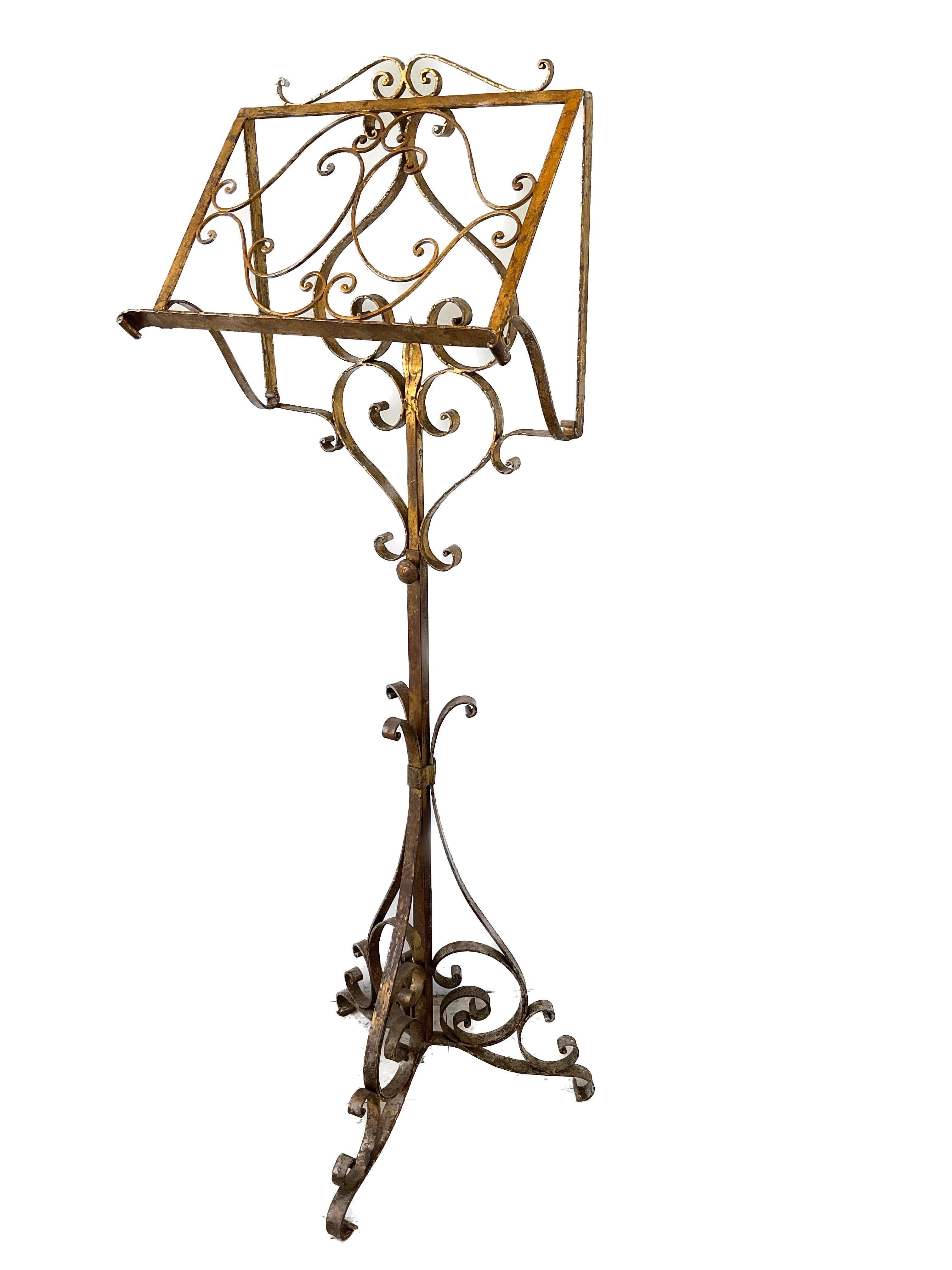 1960s Italian Gilt Iron Music Stand In Good Condition For Sale In Tarrytown, NY