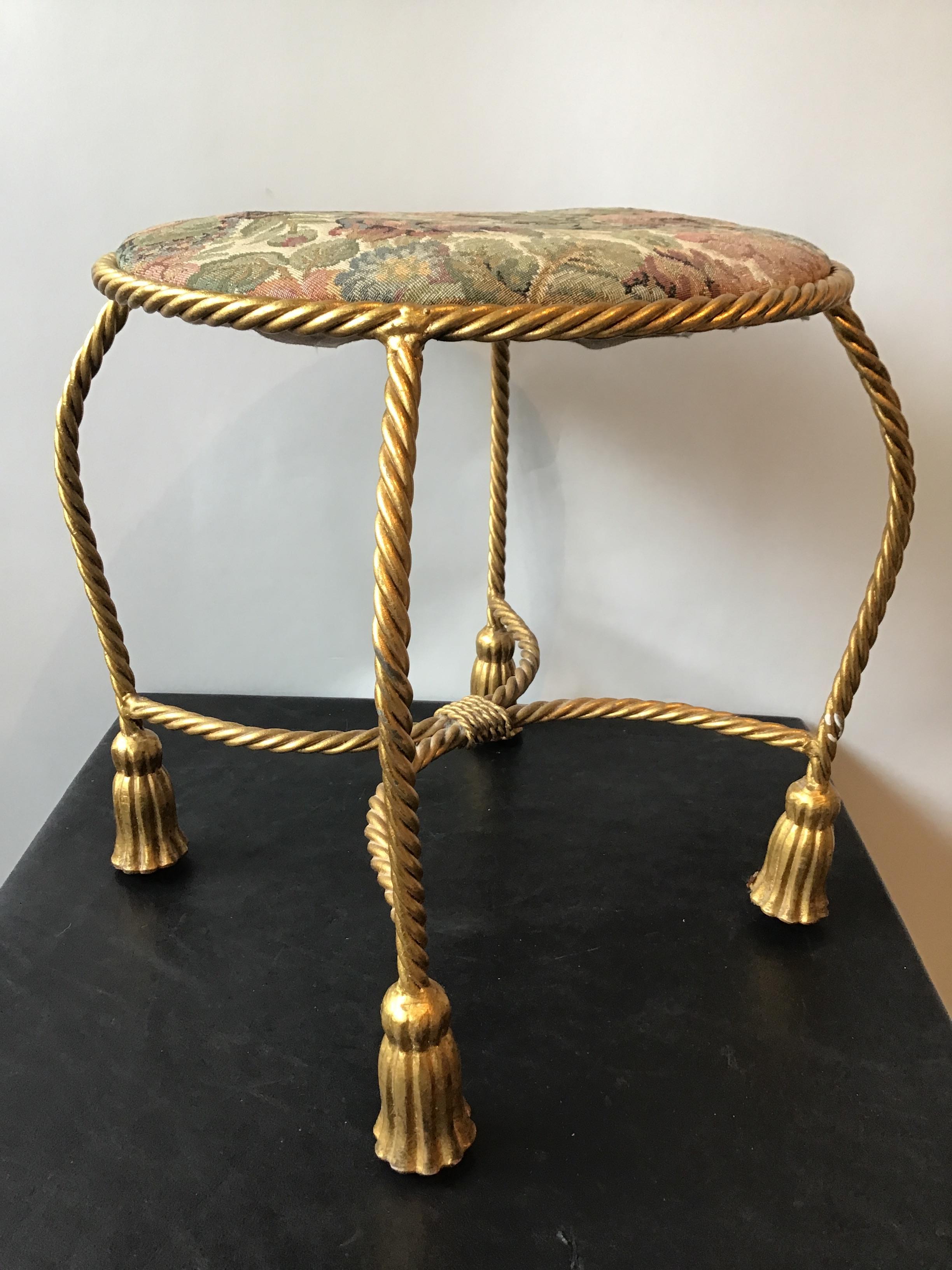 1960s Italian Gilt Iron Tassel Bench In Good Condition For Sale In Tarrytown, NY