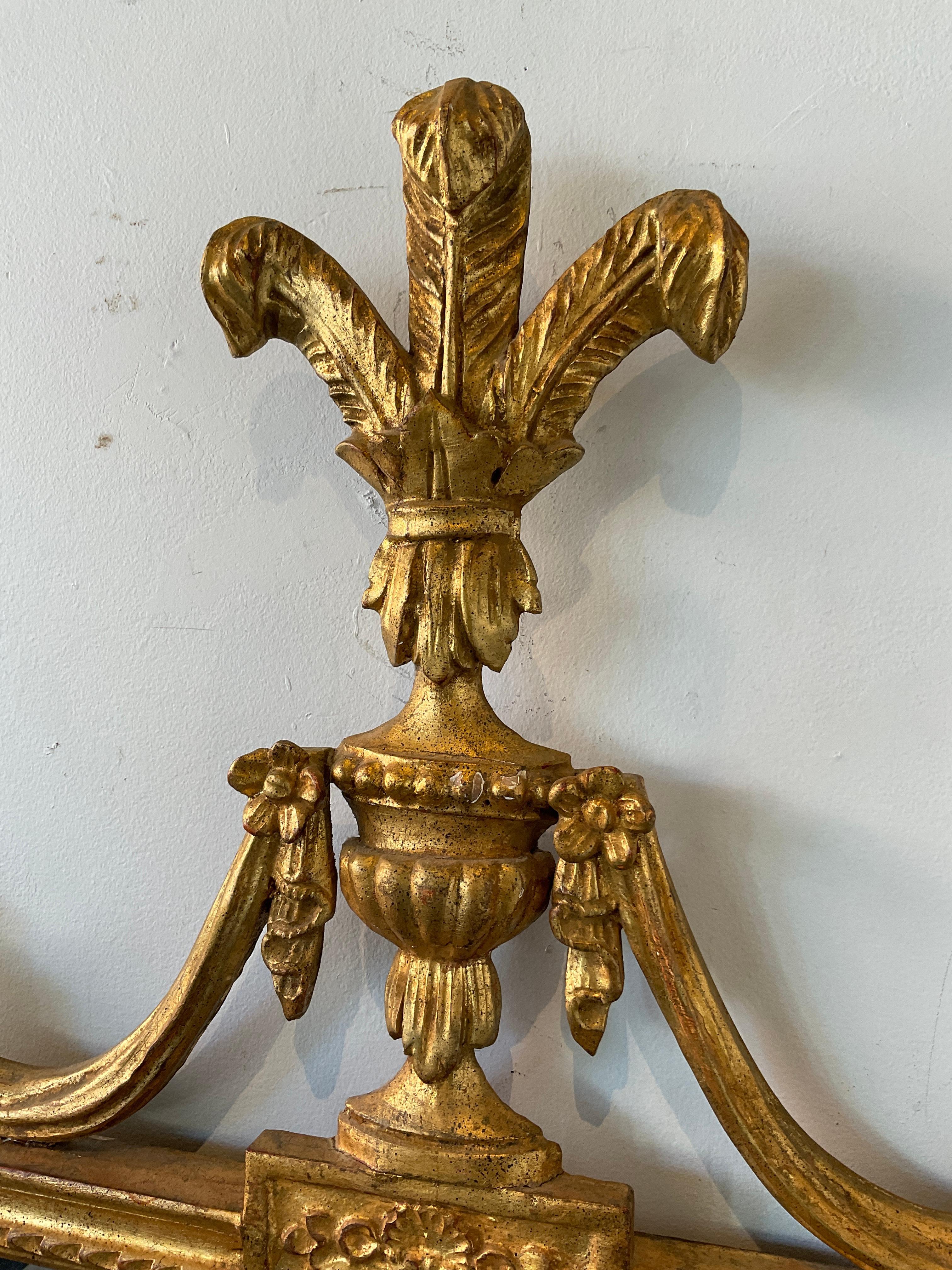 1960s Italian Gilt Wood Plume Mirror In Good Condition In Tarrytown, NY