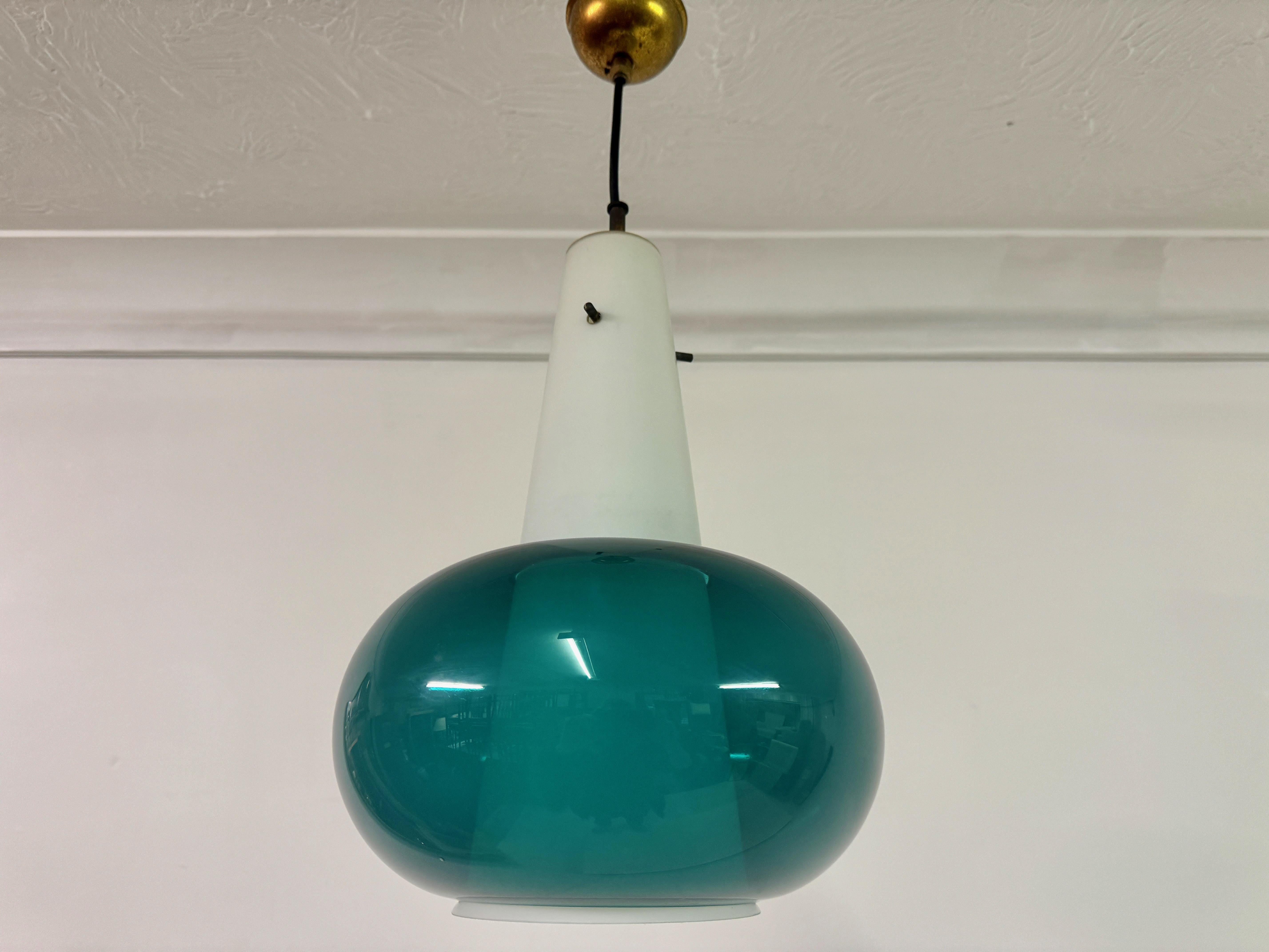 Ceiling pendant

White glass cone

Green glass shade

Brass fittings

Italy 1960s