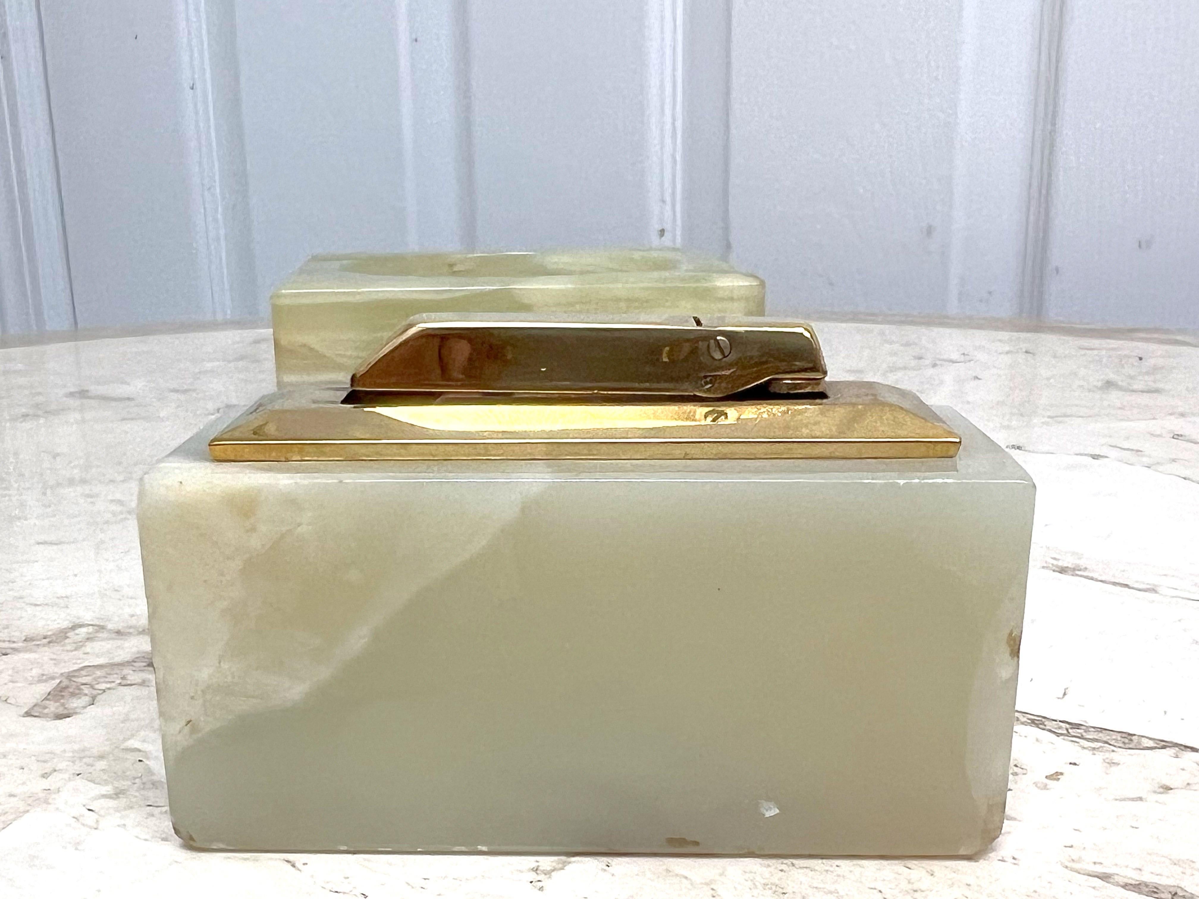 1960’s Italian Green Onyx Ashtray and Table Lighter Smoking Set - a Set of 2 For Sale 3