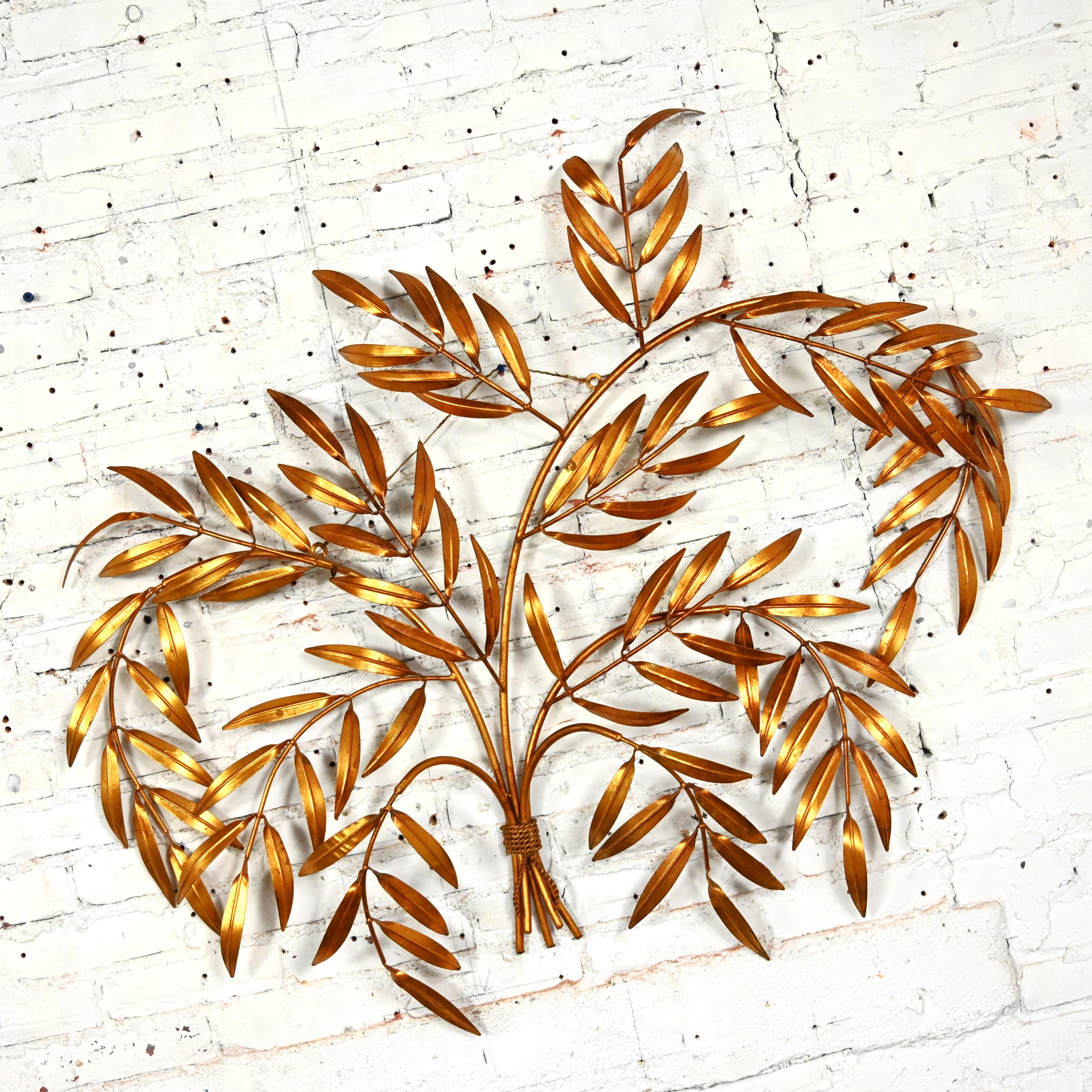 1960’s Italian Hollywood Regency Gilt Metal Wall Sculpture of Branches & Leaves For Sale 5