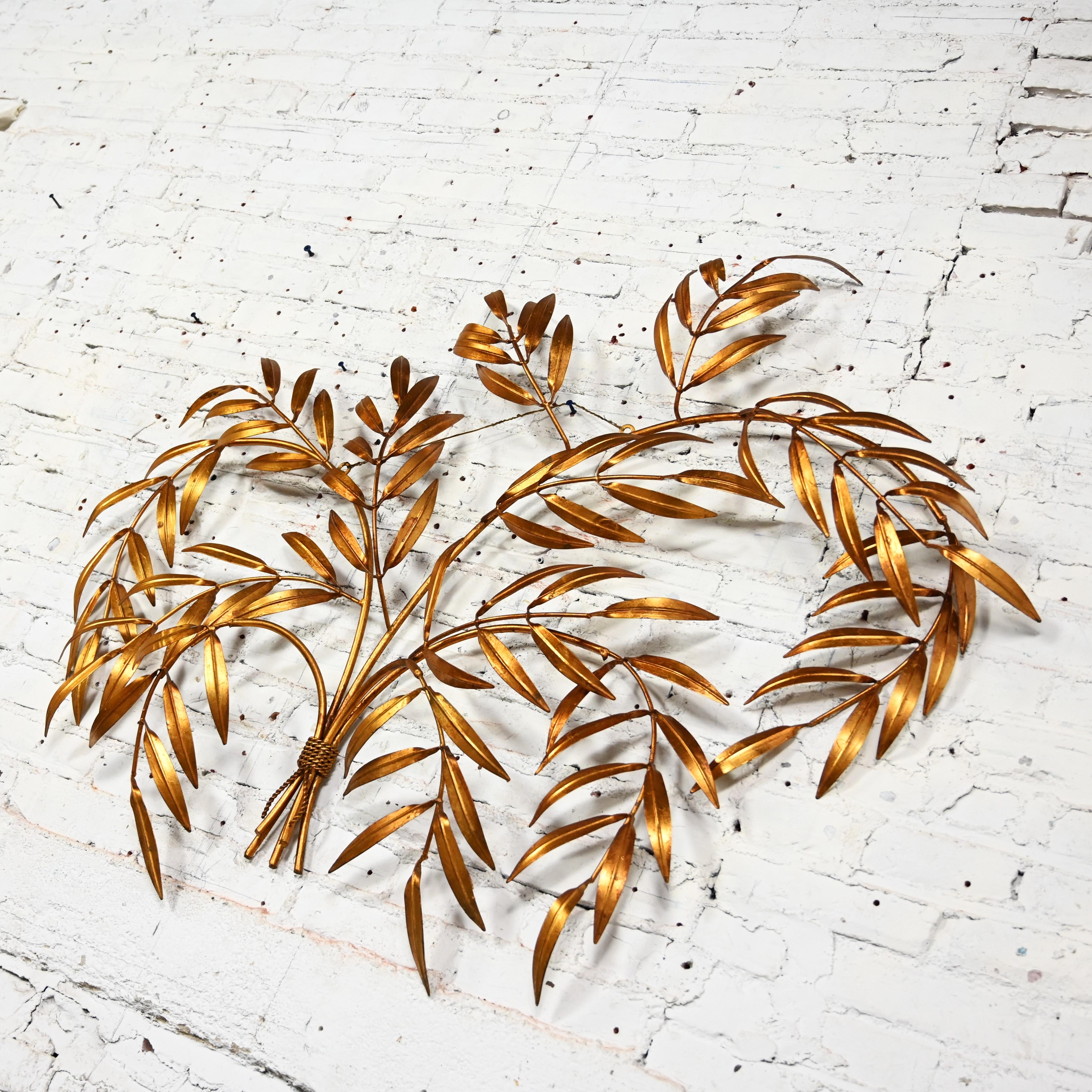1960’s Italian Hollywood Regency Gilt Metal Wall Sculpture of Branches & Leaves For Sale 7