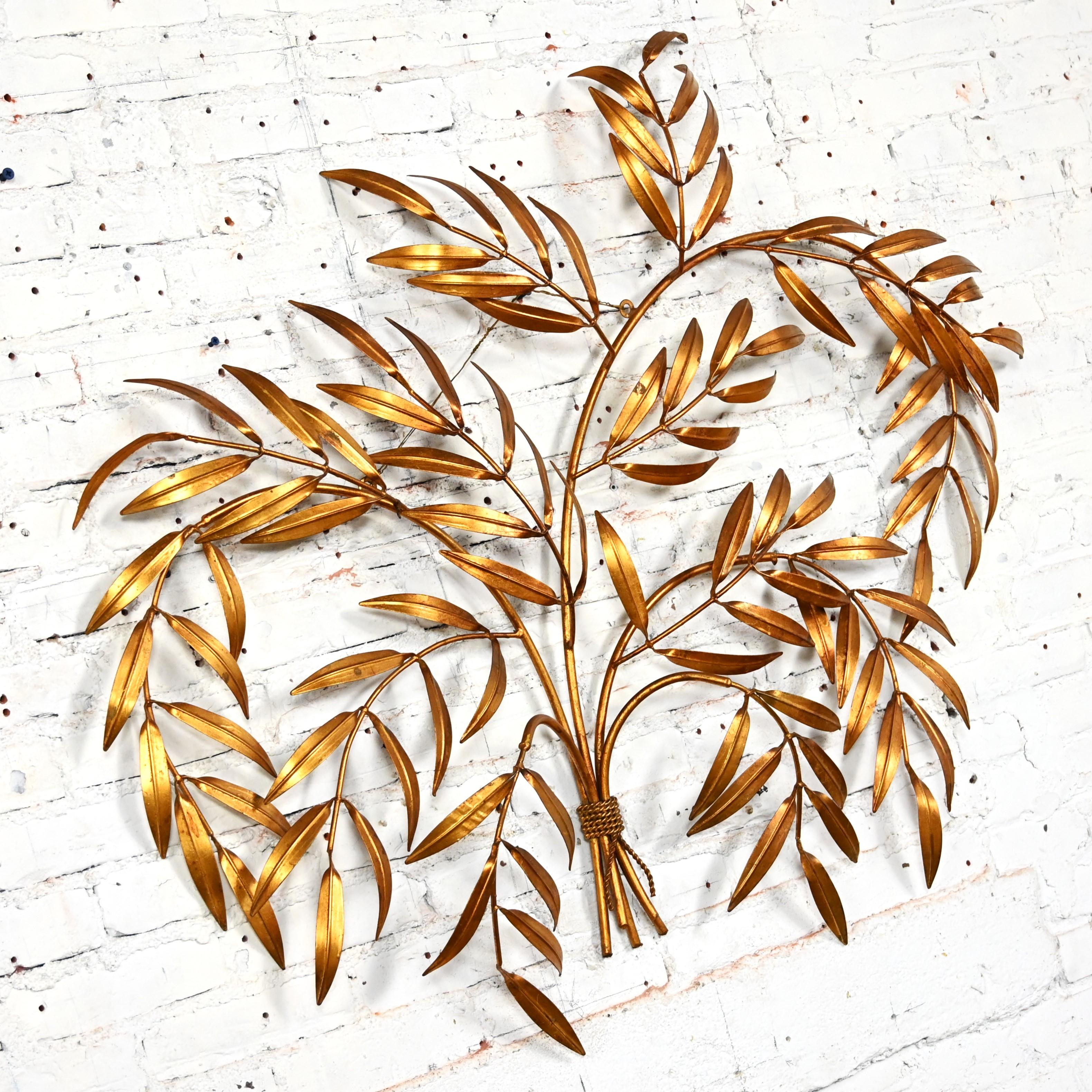1960’s Italian Hollywood Regency Gilt Metal Wall Sculpture of Branches & Leaves For Sale 3