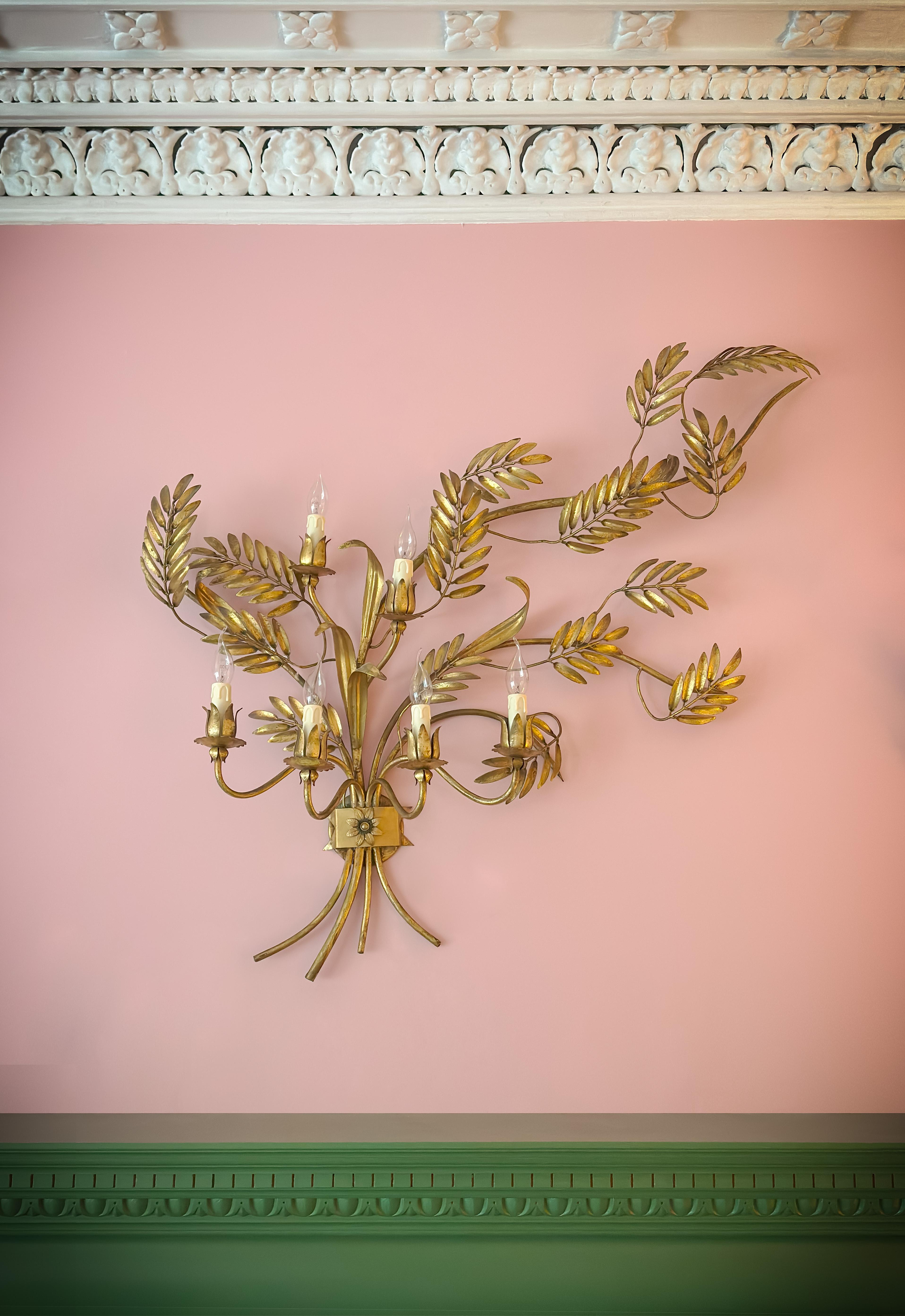 Métal Applique murale Hollywood Regency en métal doré feuille de blé, années 1960, Italie en vente
