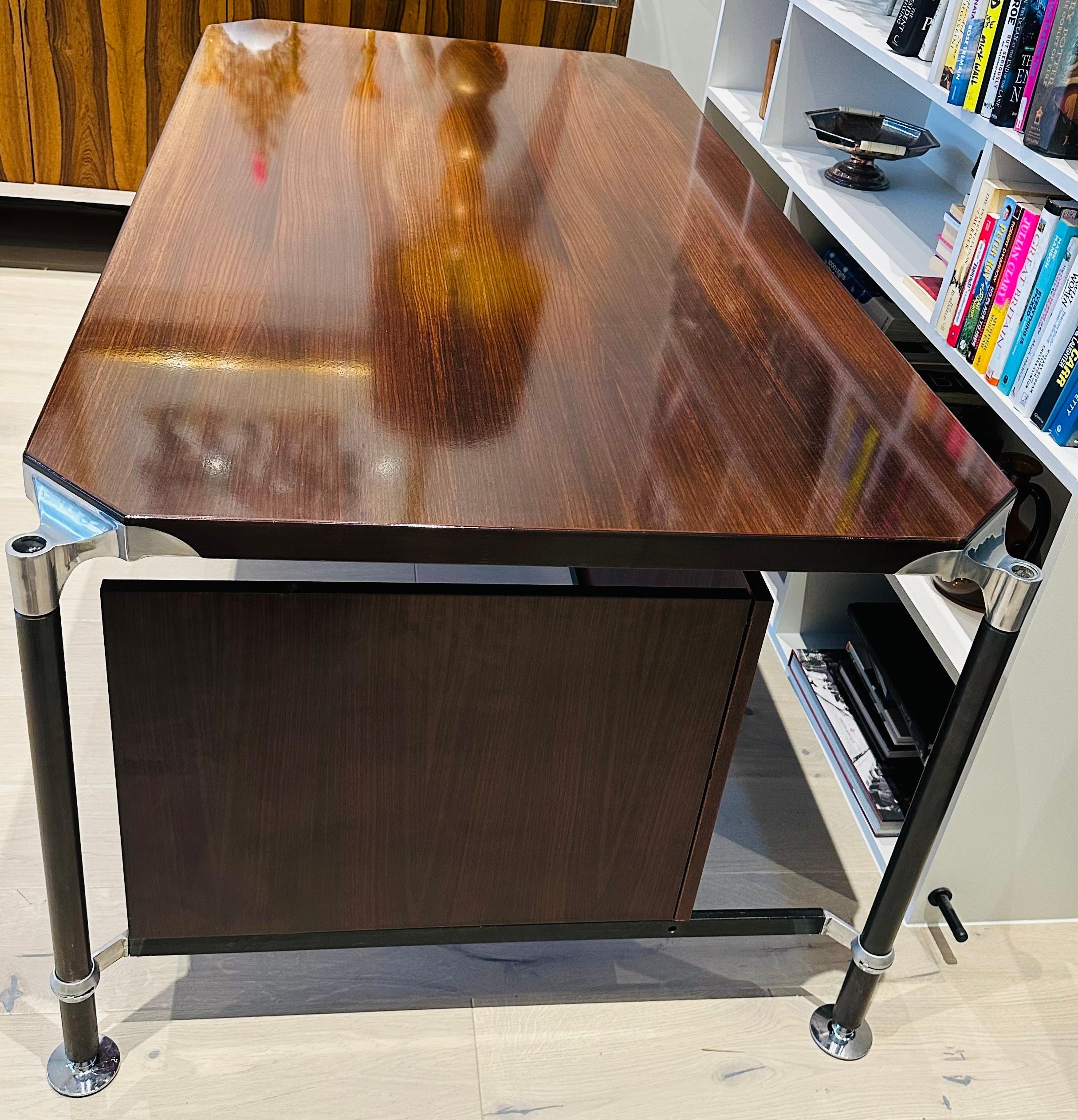 1960s Italian Ico Parisi Rosewood President's Writing Office Desk for MIM Roma For Sale 7