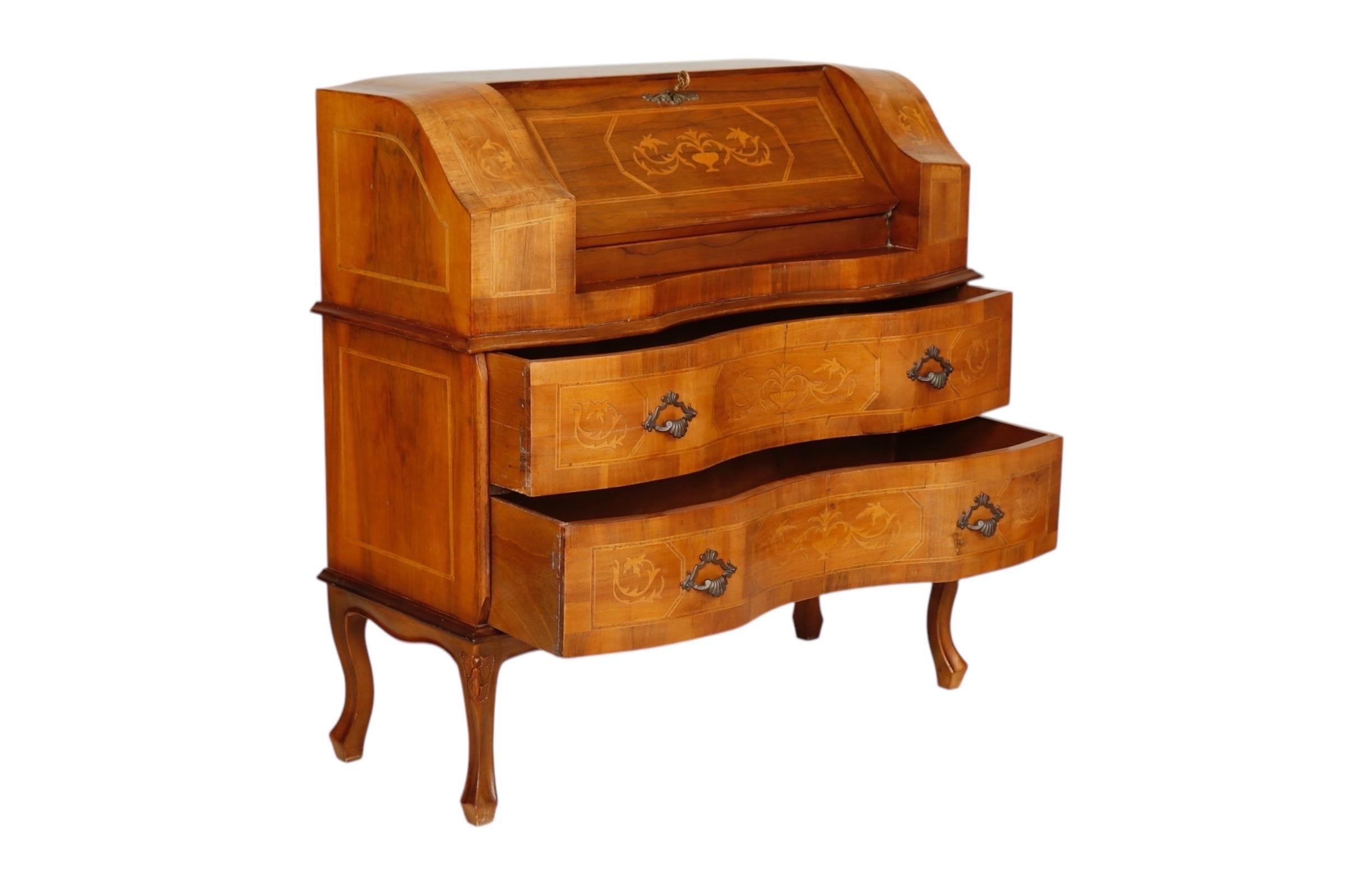 1960’s Italian Inlaid Secretaire In Good Condition For Sale In Bradenton, FL