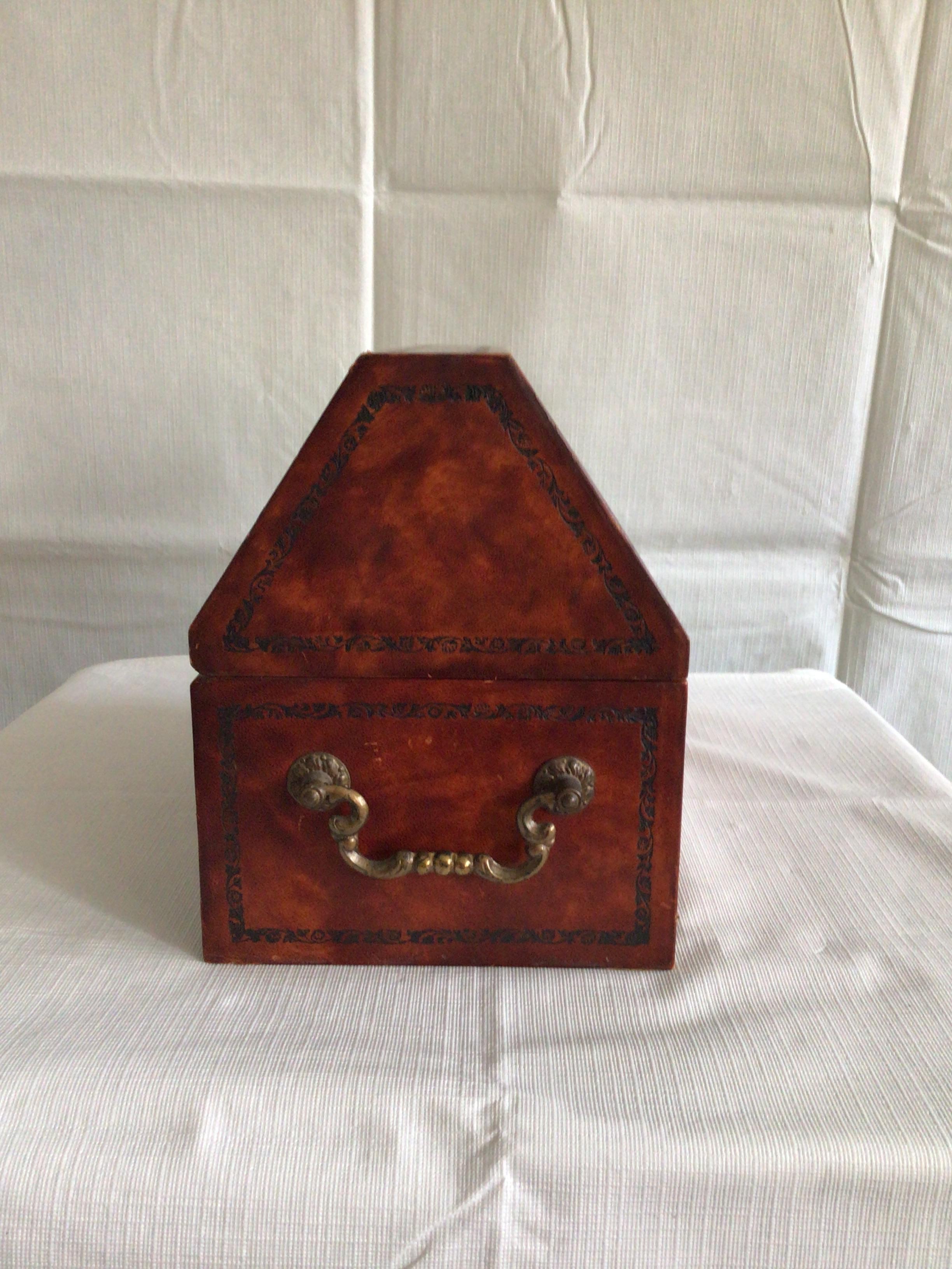 vintage leather jewelry box