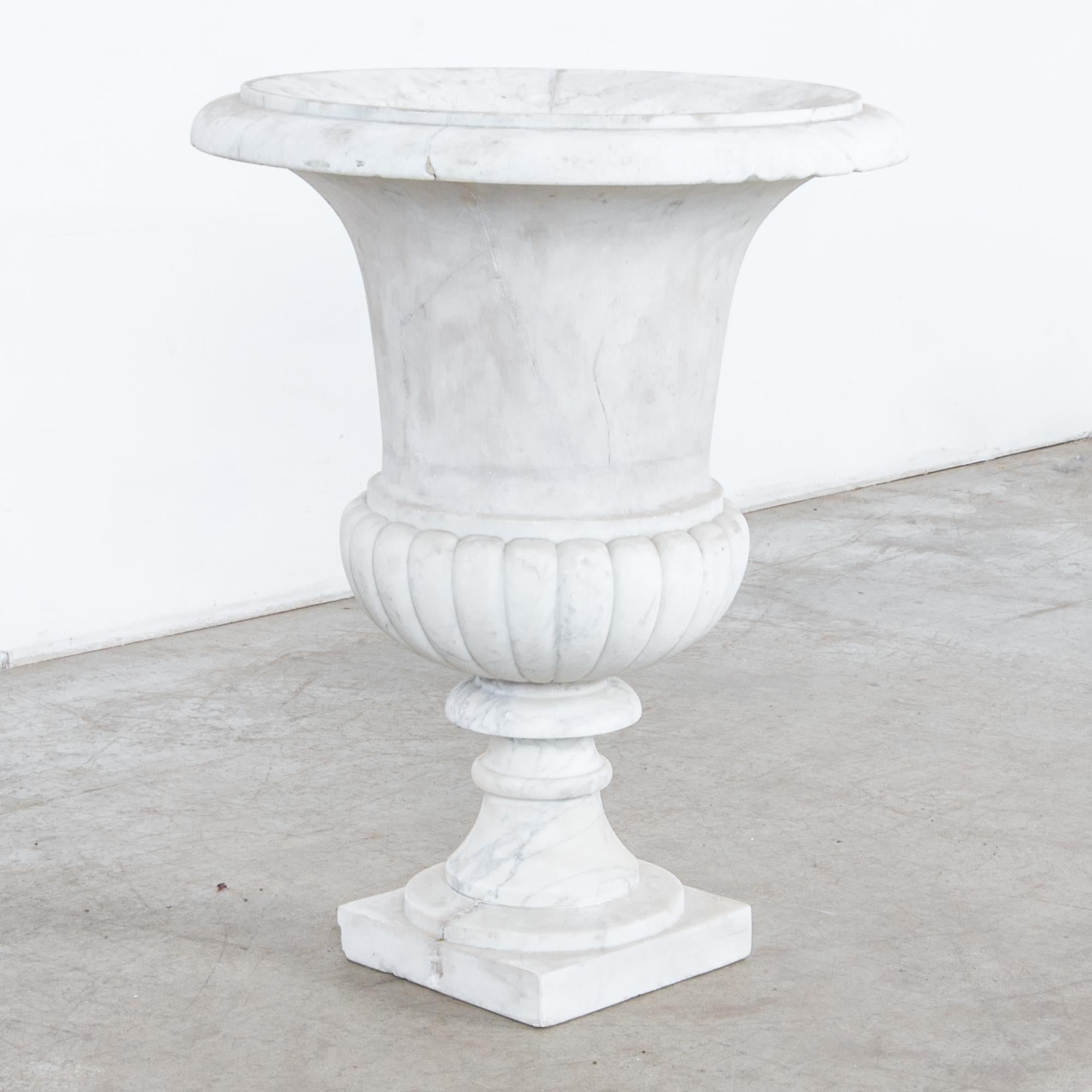 1960s Italian Marble Campana Urn In Good Condition In High Point, NC