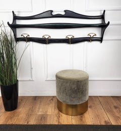 Perchero de pared italiano de mediados de siglo de 1960 de madera tallada, latón y cristal de Chiavari