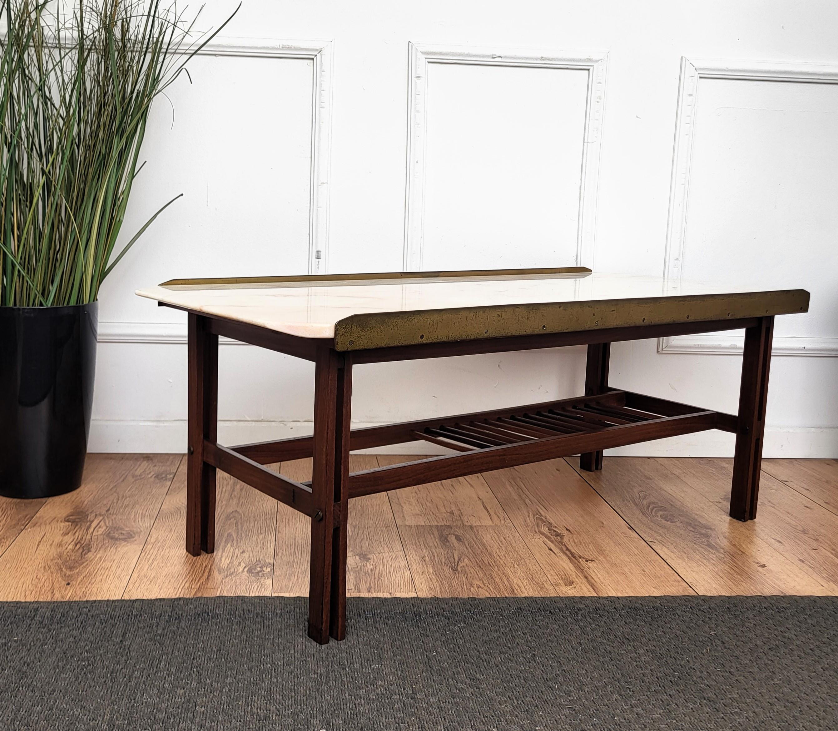 1960s Italian Mid-Century Modern Marble Brass and Wood Cocktail Coffee Table For Sale 3