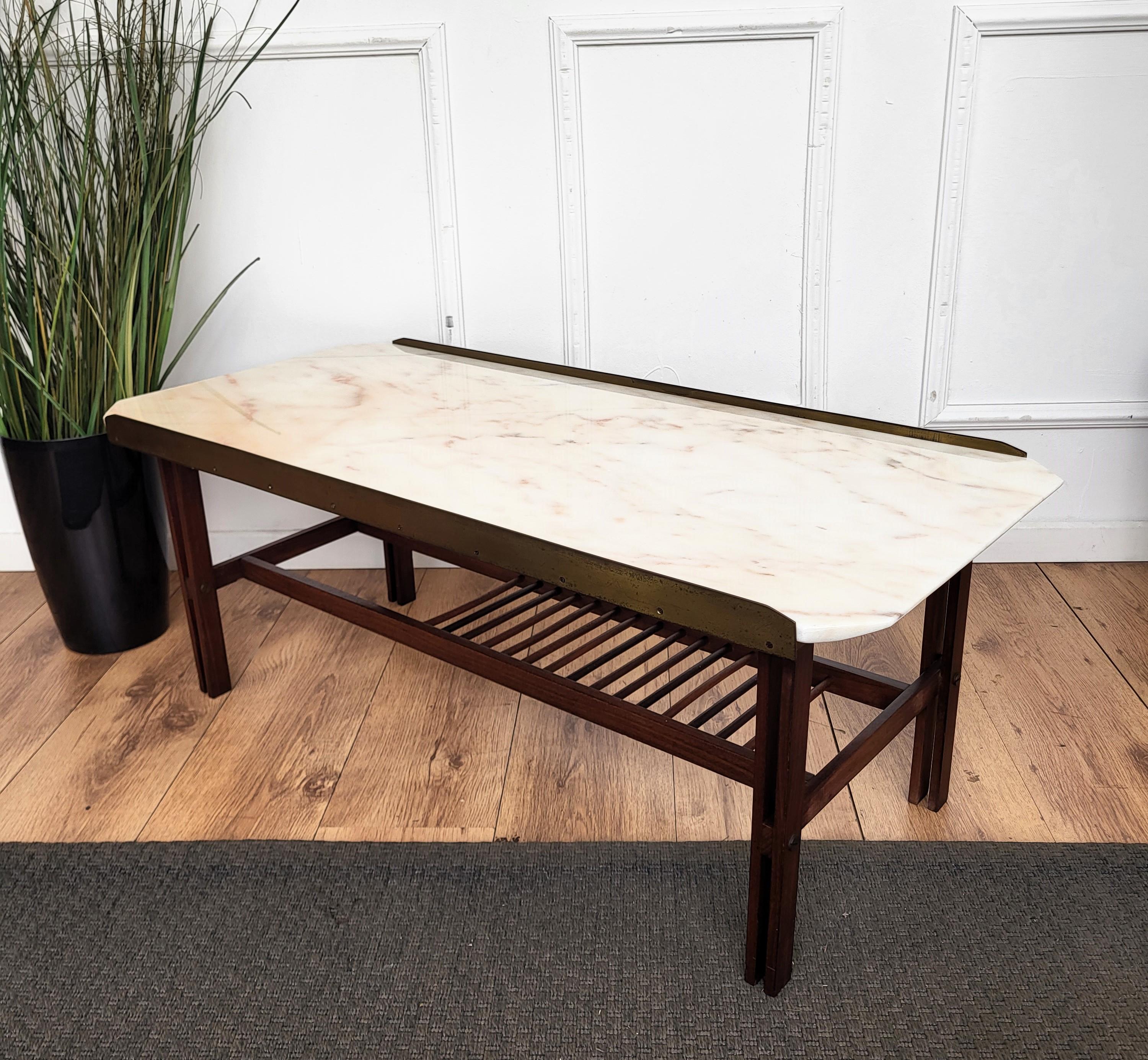 1960s Italian Mid-Century Modern Marble Brass and Wood Cocktail Coffee Table For Sale 4