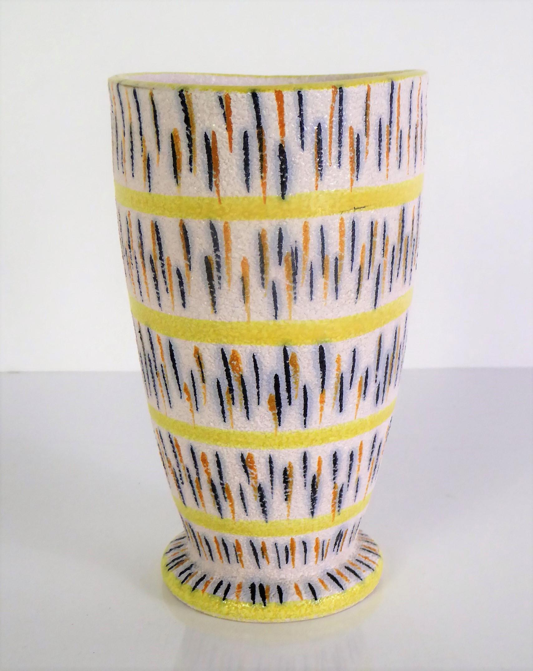 Italian 1960s Mid-Century Modern Pottery Vase Attributed to Aldo Londi for Bitossi