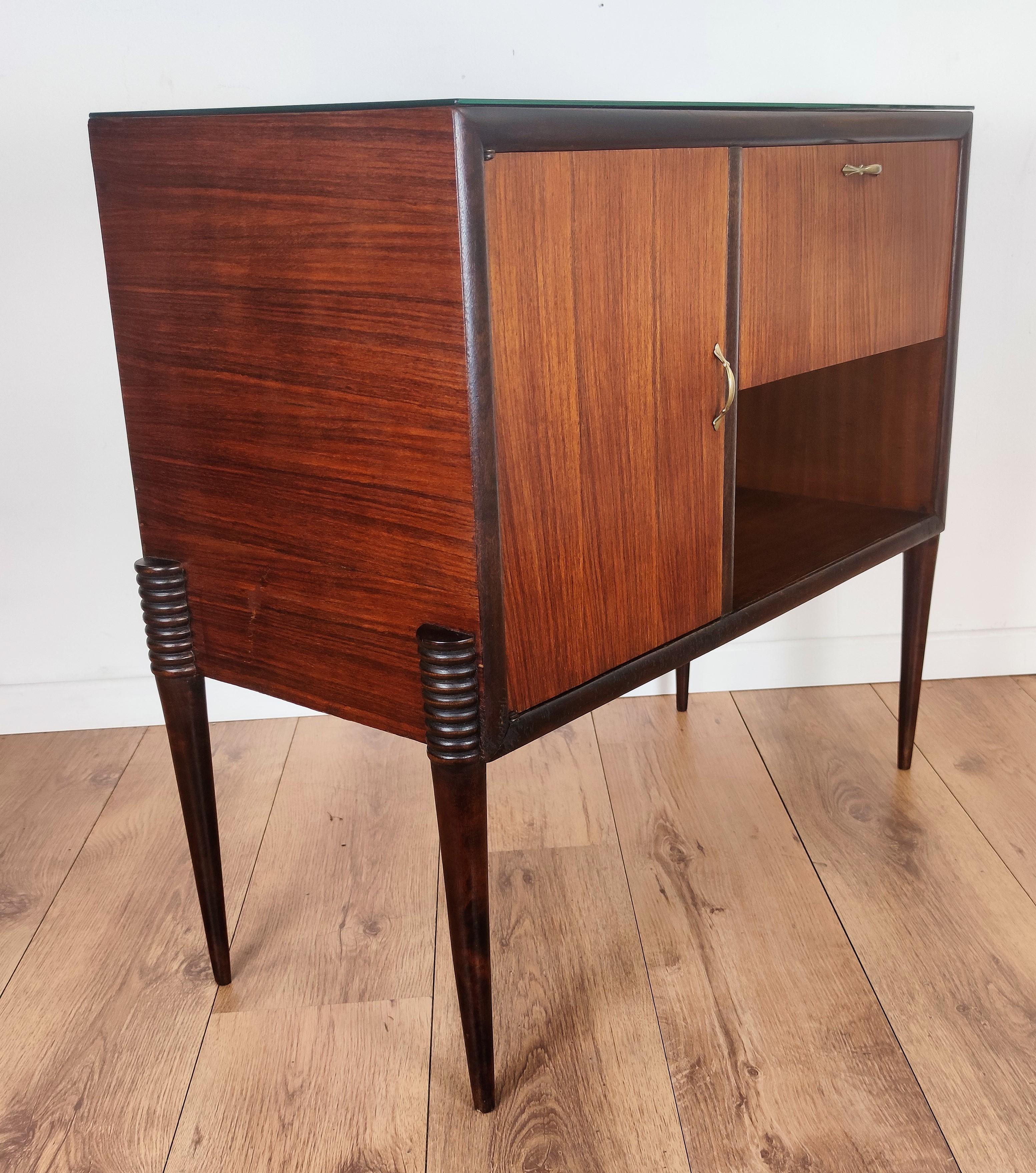 1960s Italian Mid-Century Modern Wood Brass and Glass Top Dry Bar Drinks Cabinet 2