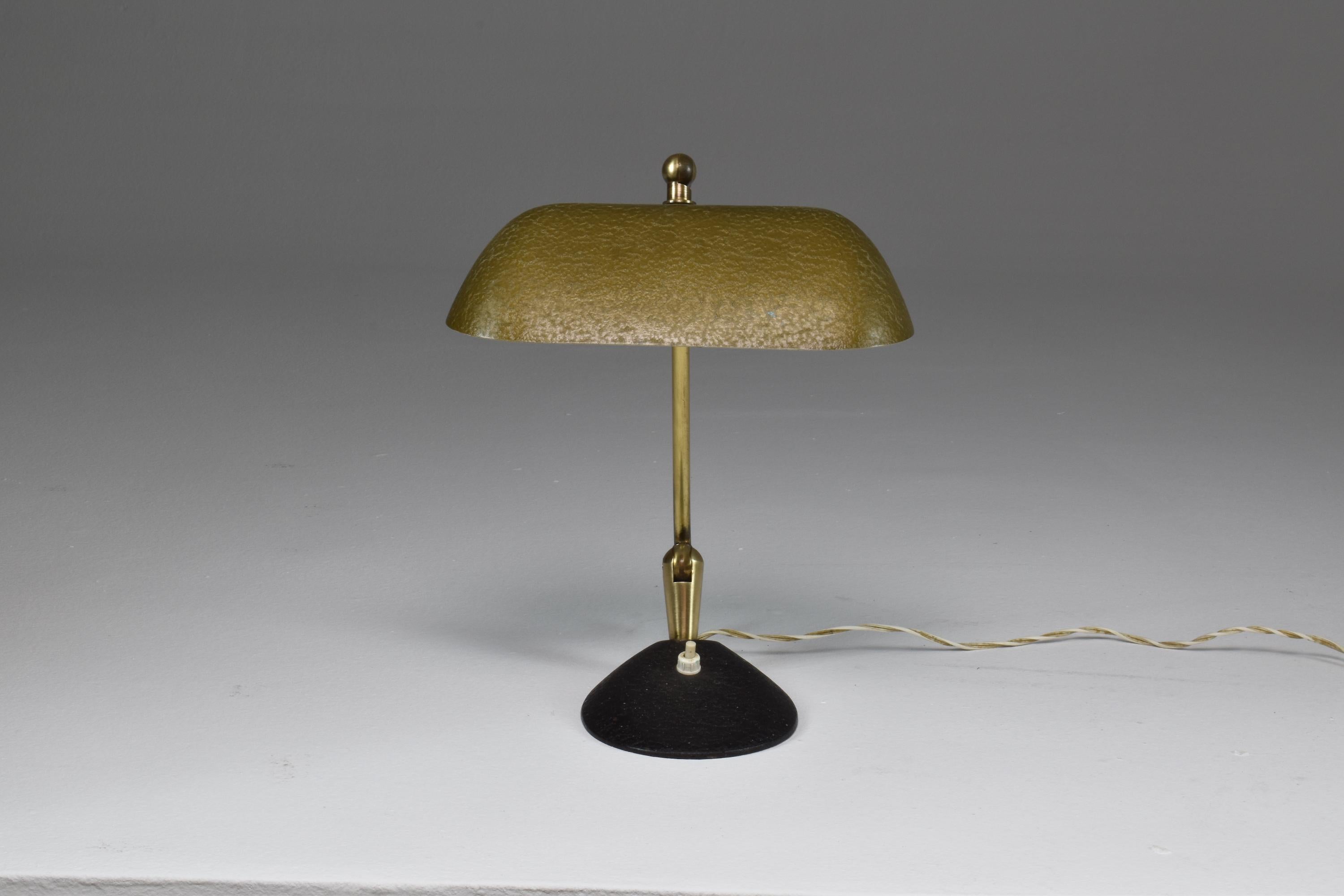 1960's Italian Mid-Century Stilnovo Desk Lamp For Sale 3