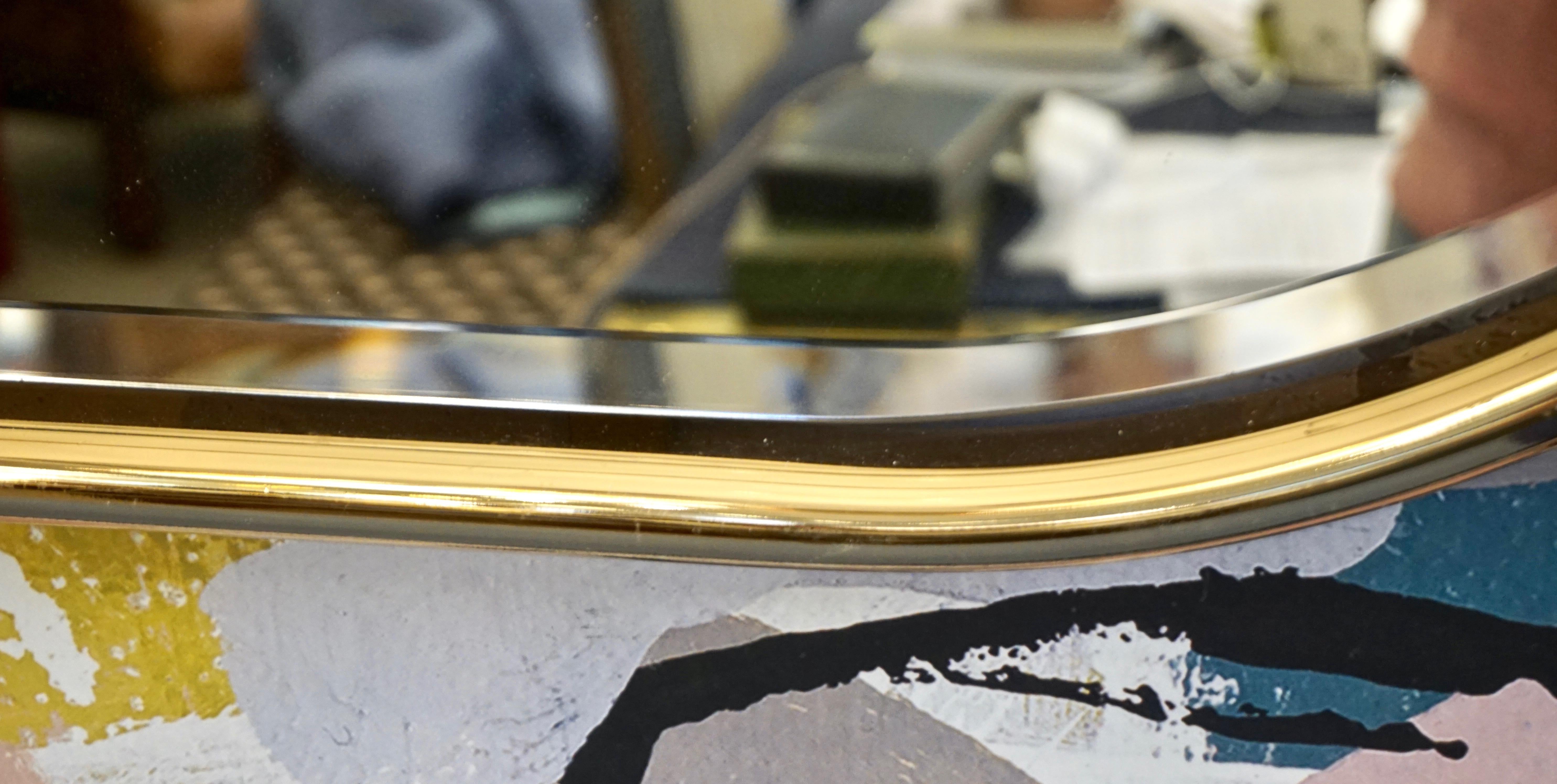 Miroir flottant minimaliste italien des années 1960 avec cadre supérieur arqué rond en vente 4