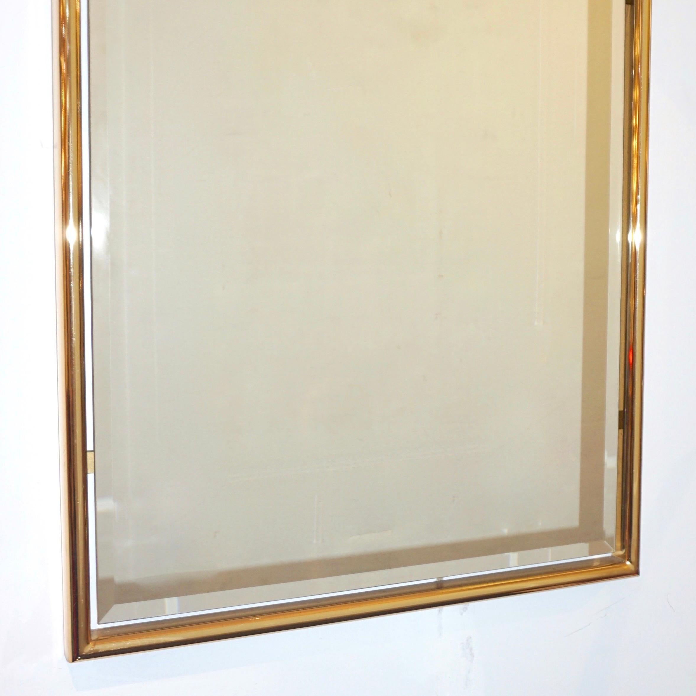 1960s Italian Minimalist Brass Full Floating Mirror with Round Arched Top Frame For Sale 3