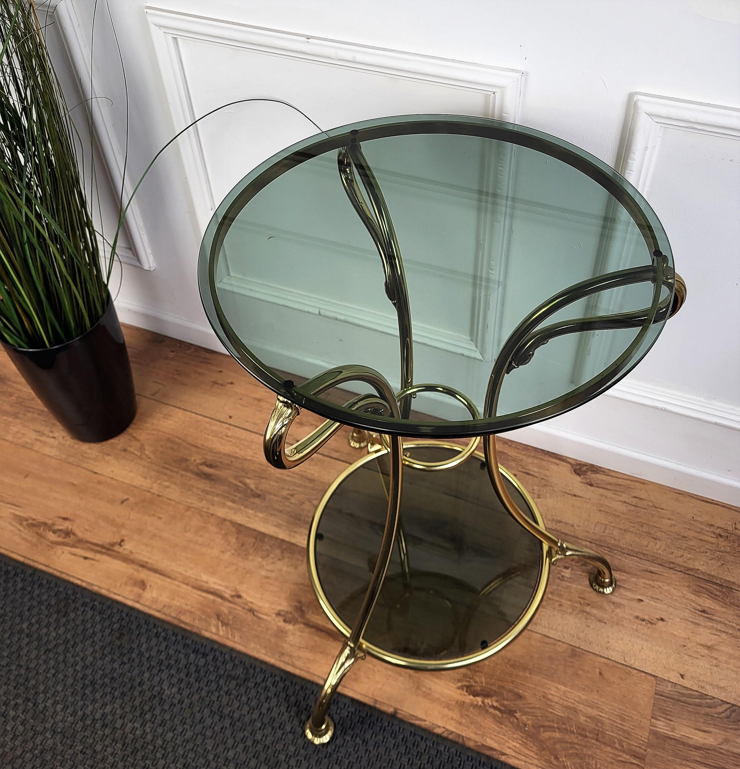1960s Italian Modern Regency Neoclassical Brass Smoked Glass Gueridon Side Table In Good Condition For Sale In Carimate, Como