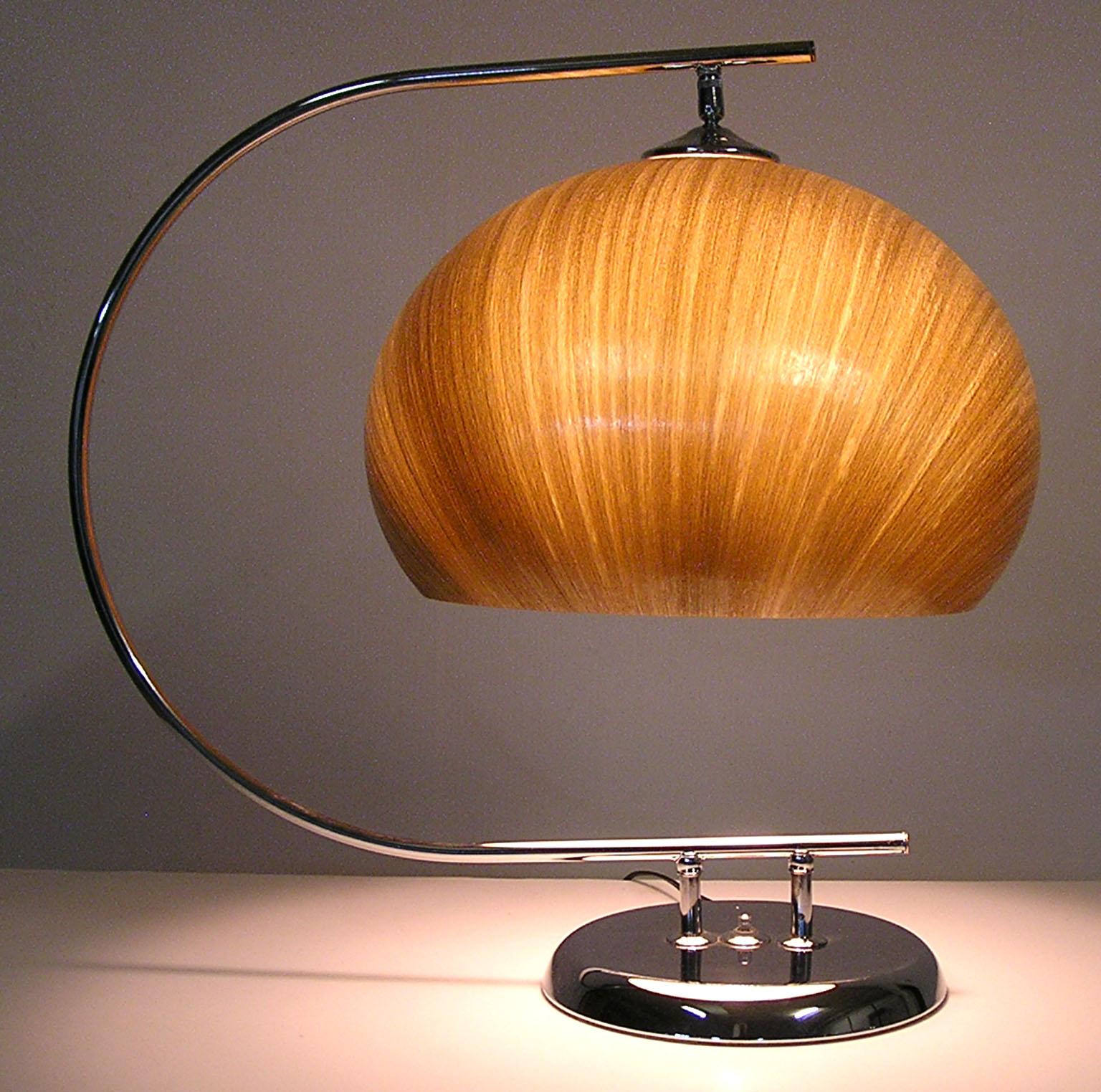 1960s Italian Modern Table Lamps by Harvey Guzzini In Good Condition For Sale In Winnipeg, Manitoba