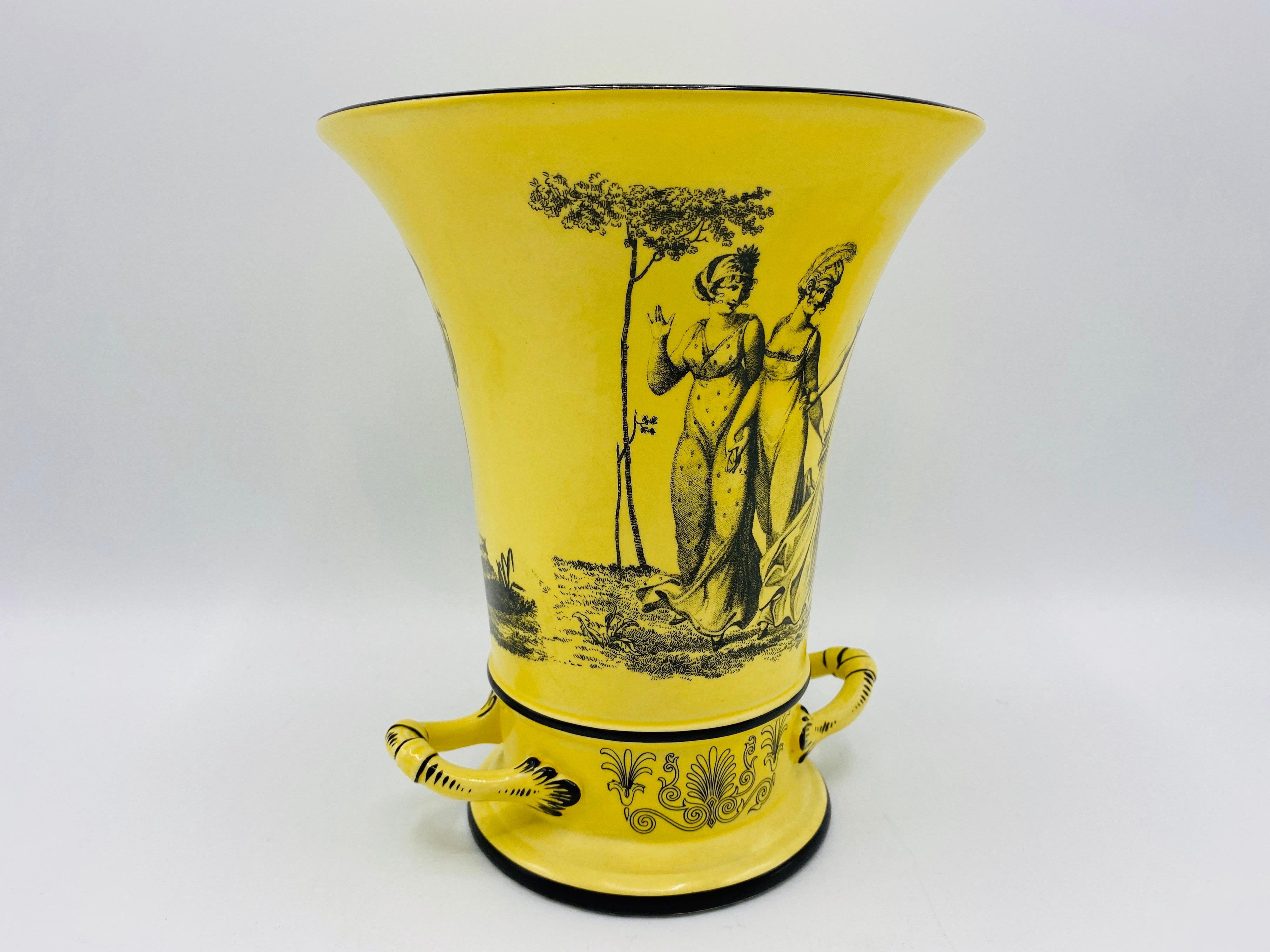 Italian Mottahedeh Yellow and Black Toile Handled Urn Vases, Pair, 1960s For Sale 4